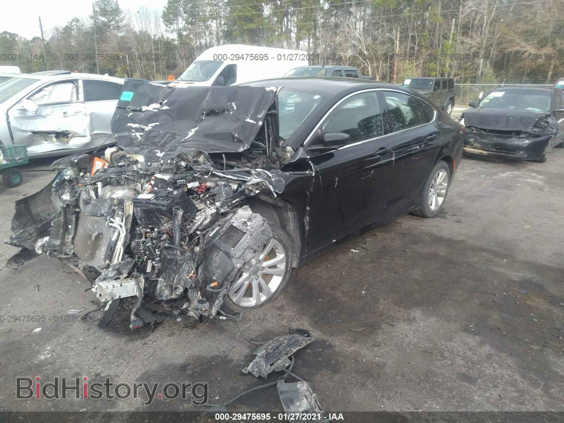 2016 CHRYSLER 200 - VIN: 1C3CCCAB7GN102578 - Фото 2