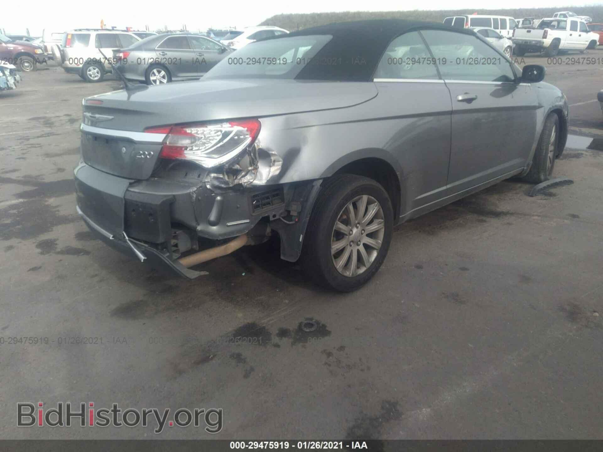 2013 CHRYSLER 200 - VIN: 1C3BCBEB2DN526715 - Фото 4