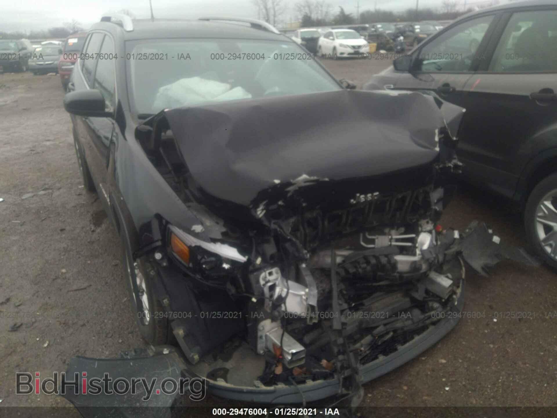 2019 JEEP CHEROKEE - VIN: 1C4PJLCB2KD146082 - Photo 6