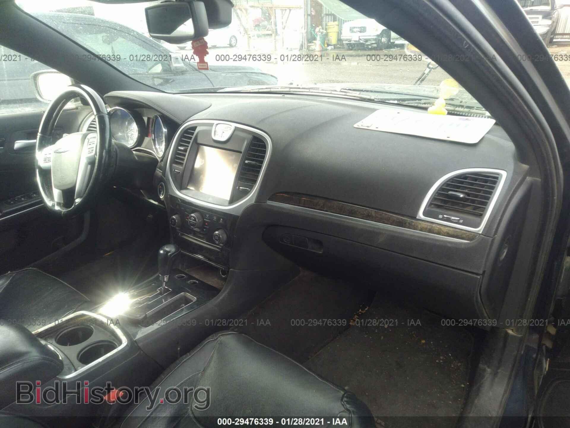 2011 CHRYSLER 300 - VIN: 2C3CA6CT4BH563106 - Фото 5
