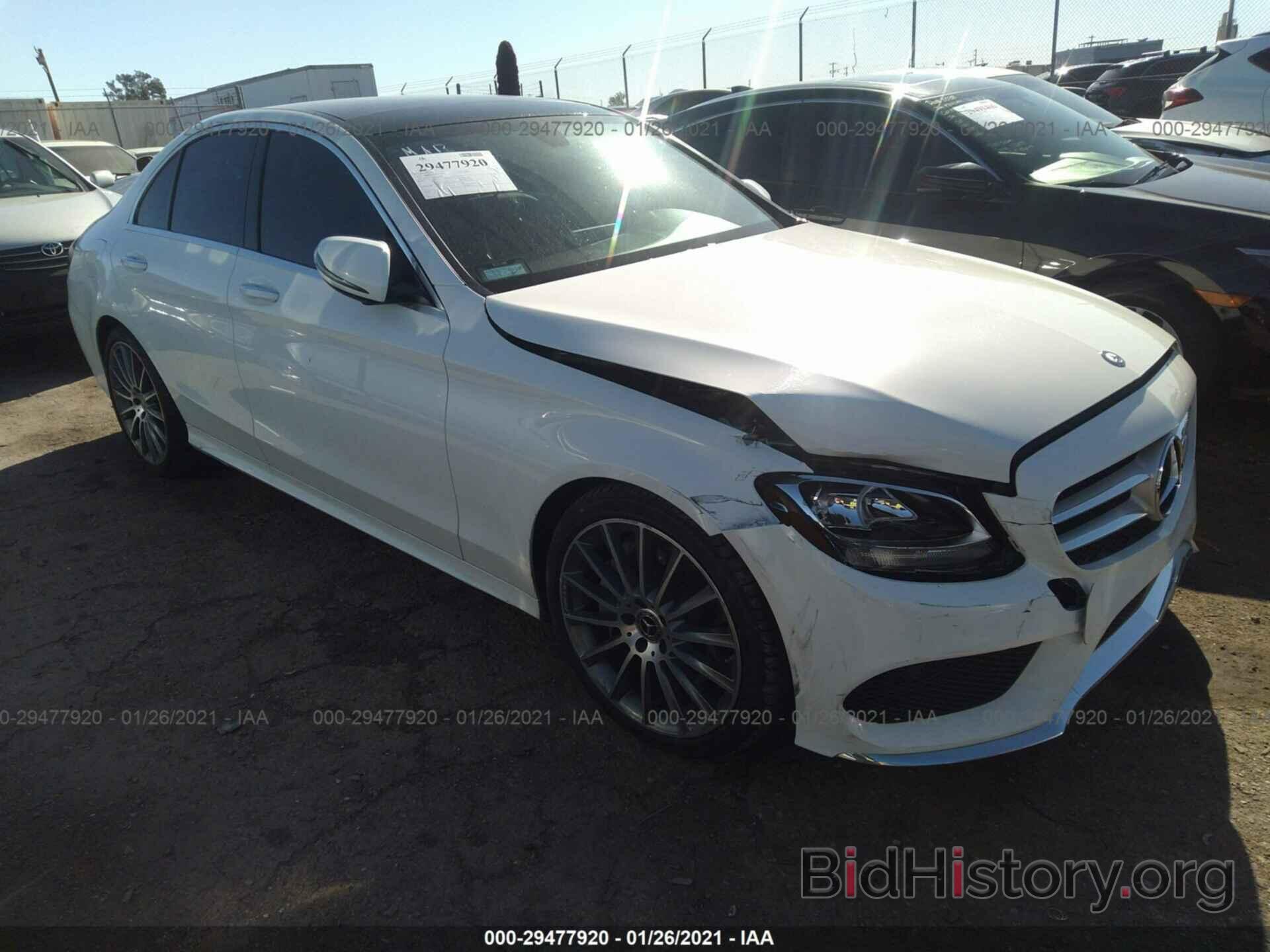 Photo 55SWF4JB8HU223852 - MERCEDES-BENZ C-CLASS 2017