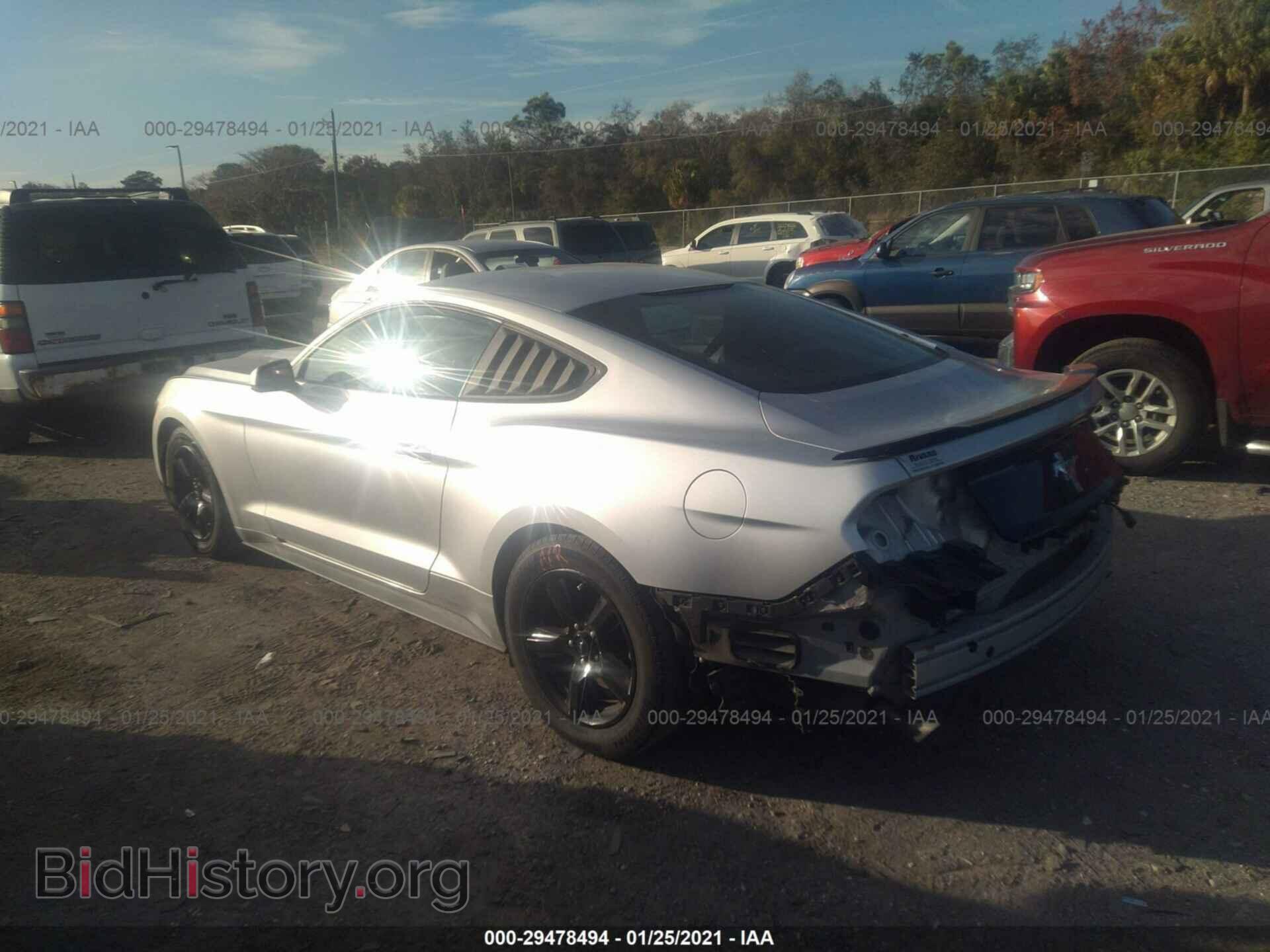 2017 FORD MUSTANG - VIN: 1FA6P8AM0H5236738 - Фото 3