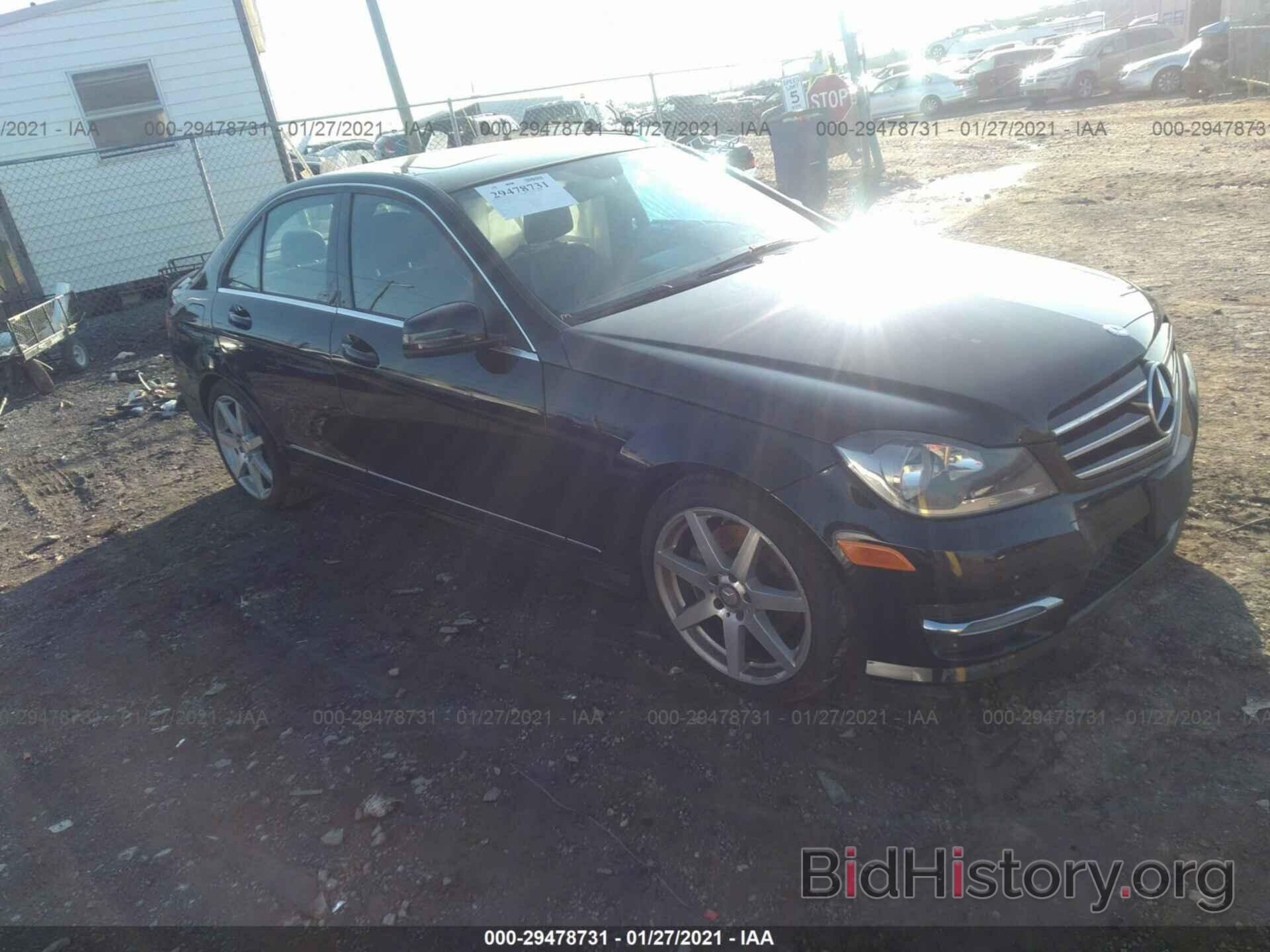 Photo WDDGF8AB6EG251086 - MERCEDES-BENZ C-CLASS 2014