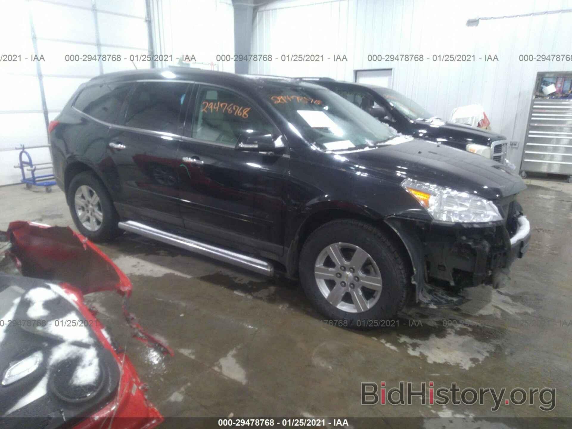 Фотография 1GNKRJED3CJ251214 - CHEVROLET TRAVERSE 2012