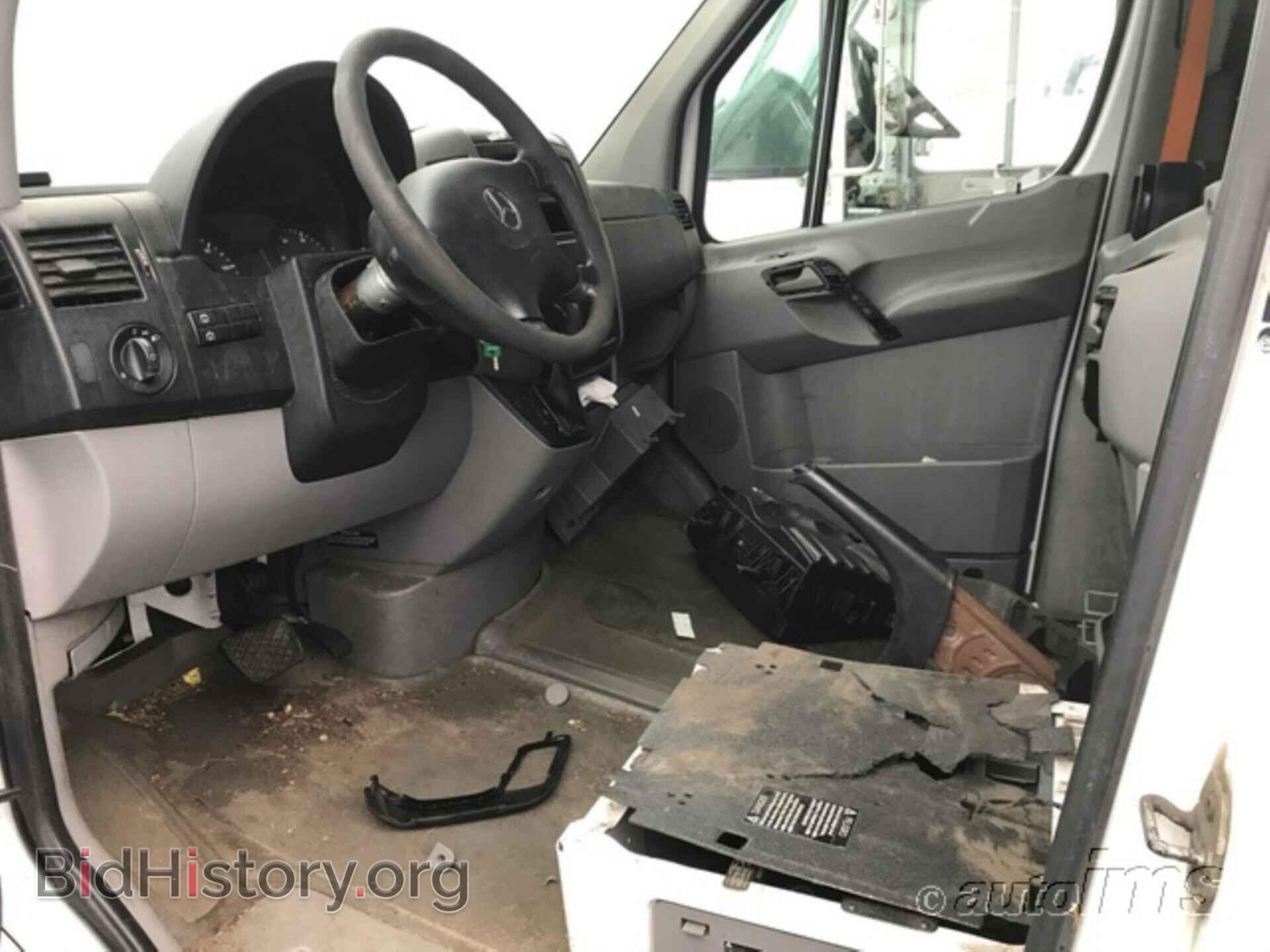 2011 MERCEDES-BENZ SPRINTER CARGO VANS - VIN: WD3PE8CB8B5572641 - Фото 3