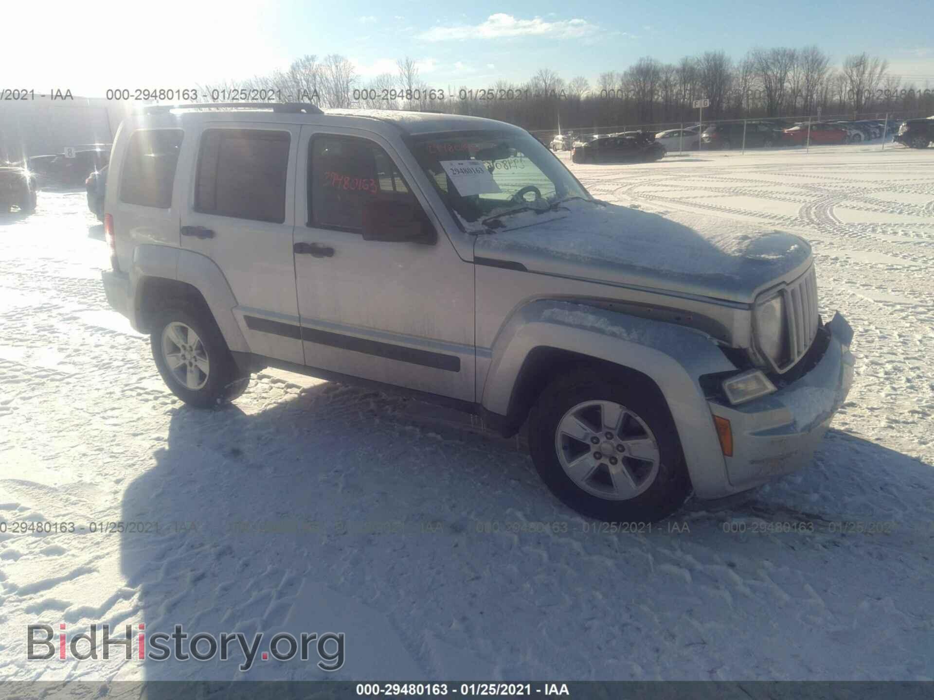 Photo 1J4PN2GK4AW170776 - JEEP LIBERTY 2010