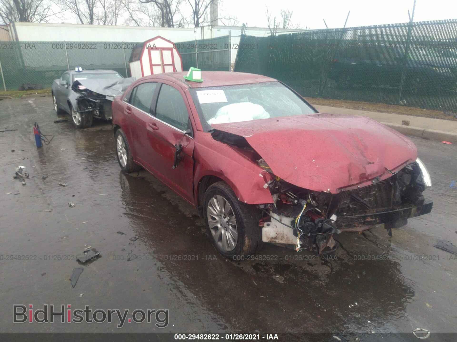 Фотография 1C3CCBAB6DN733666 - CHRYSLER 200 2013