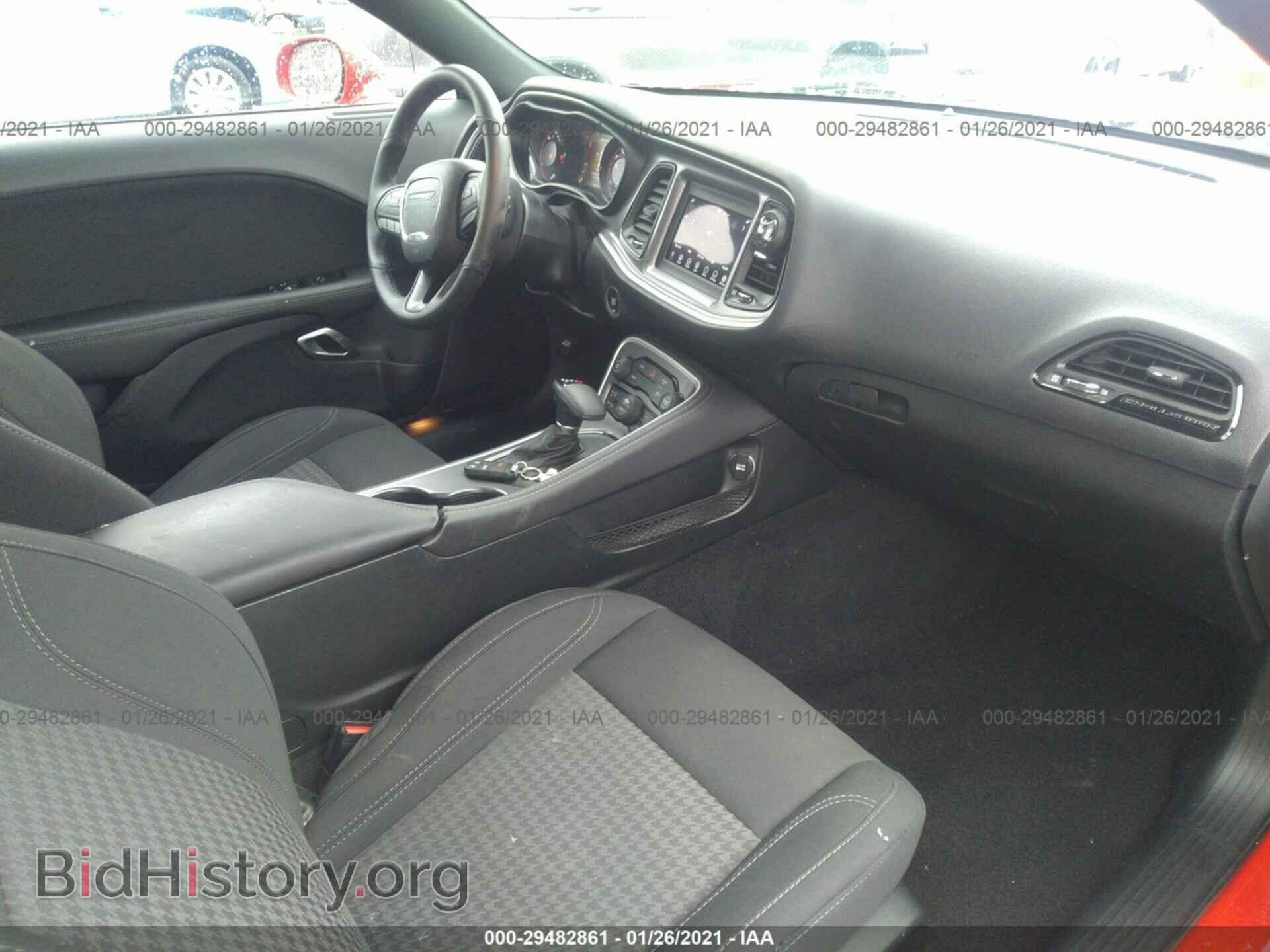 2019 DODGE CHALLENGER - VIN: 2C3CDZAG1KH704597 - Фото 5