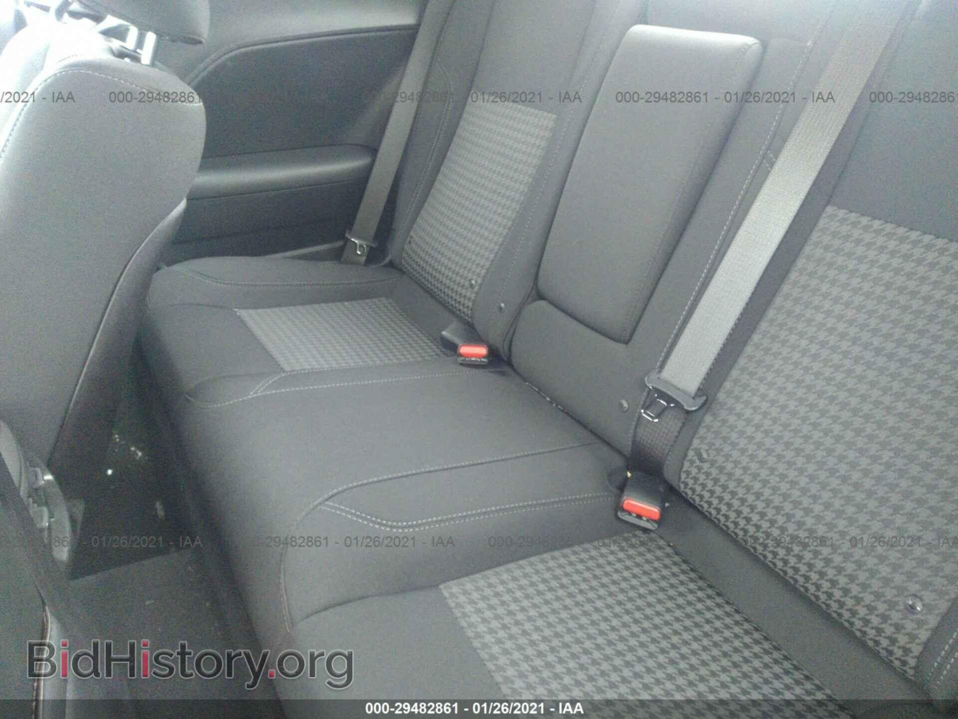2019 DODGE CHALLENGER - VIN: 2C3CDZAG1KH704597 - Фото 8