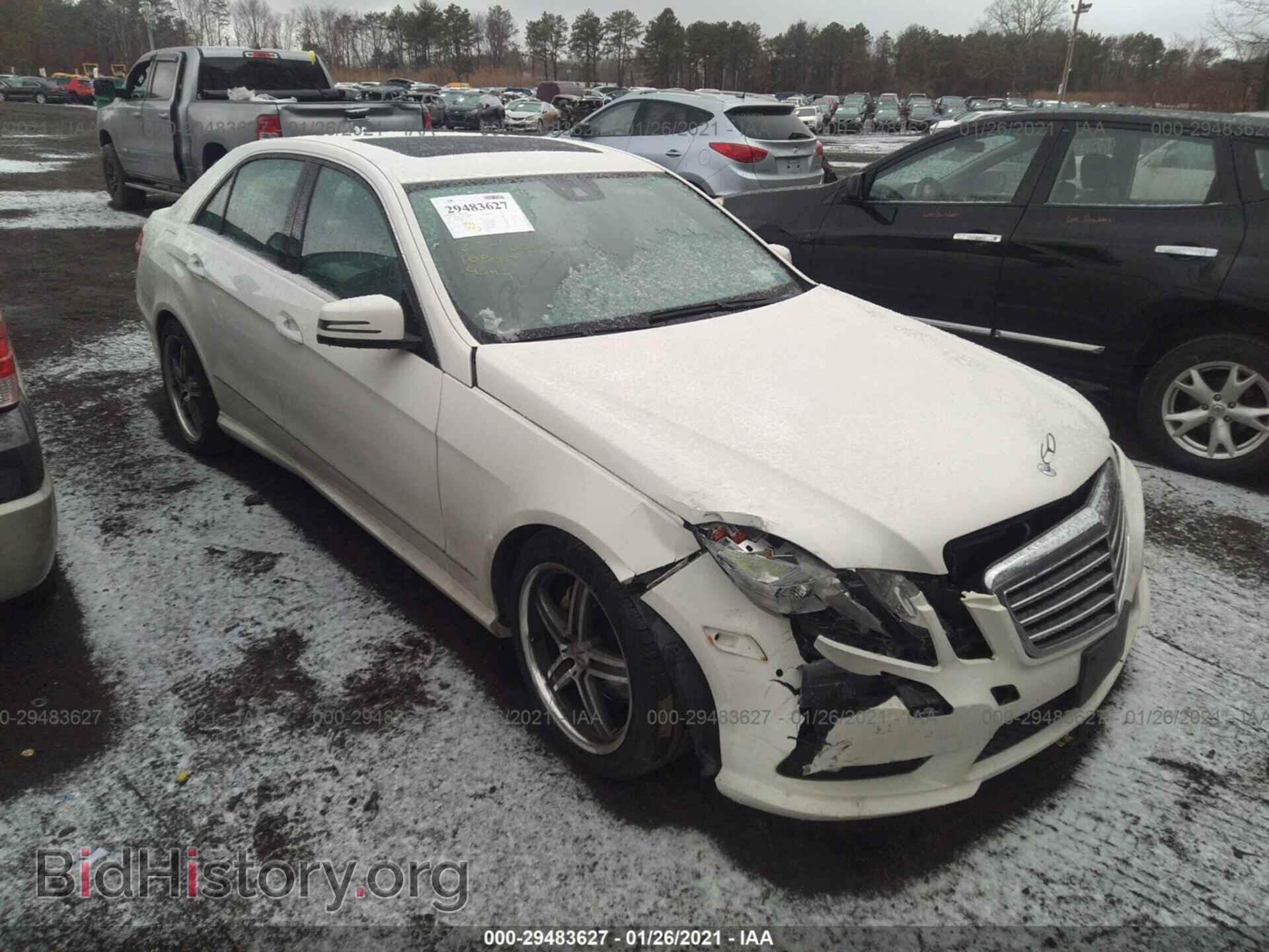Photo WDDHF8HB9AA105269 - MERCEDES-BENZ E-CLASS 2010