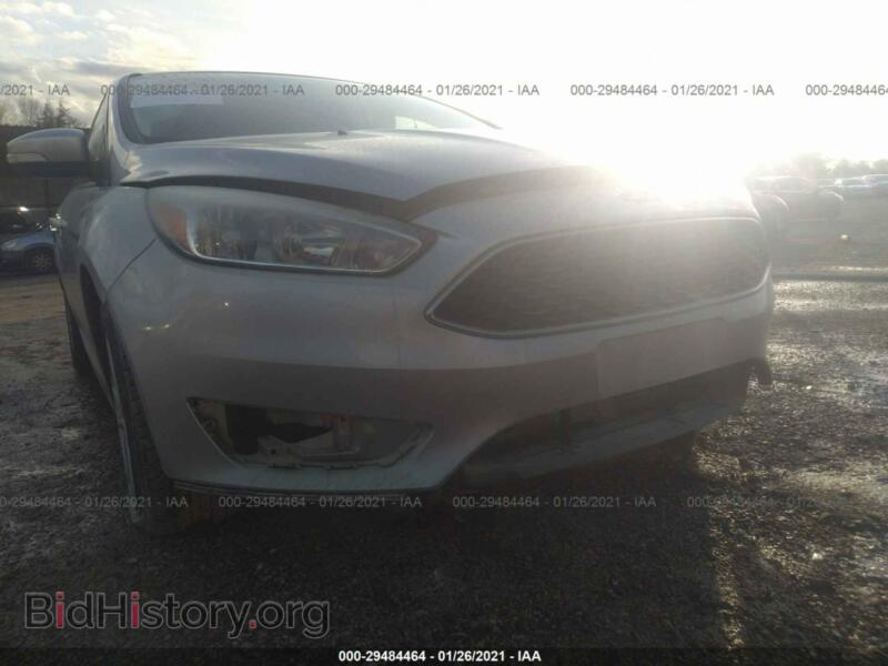 2017 Ford FOCUS (VIN 1FADP3K2XHL271743) — фото 6 из 11