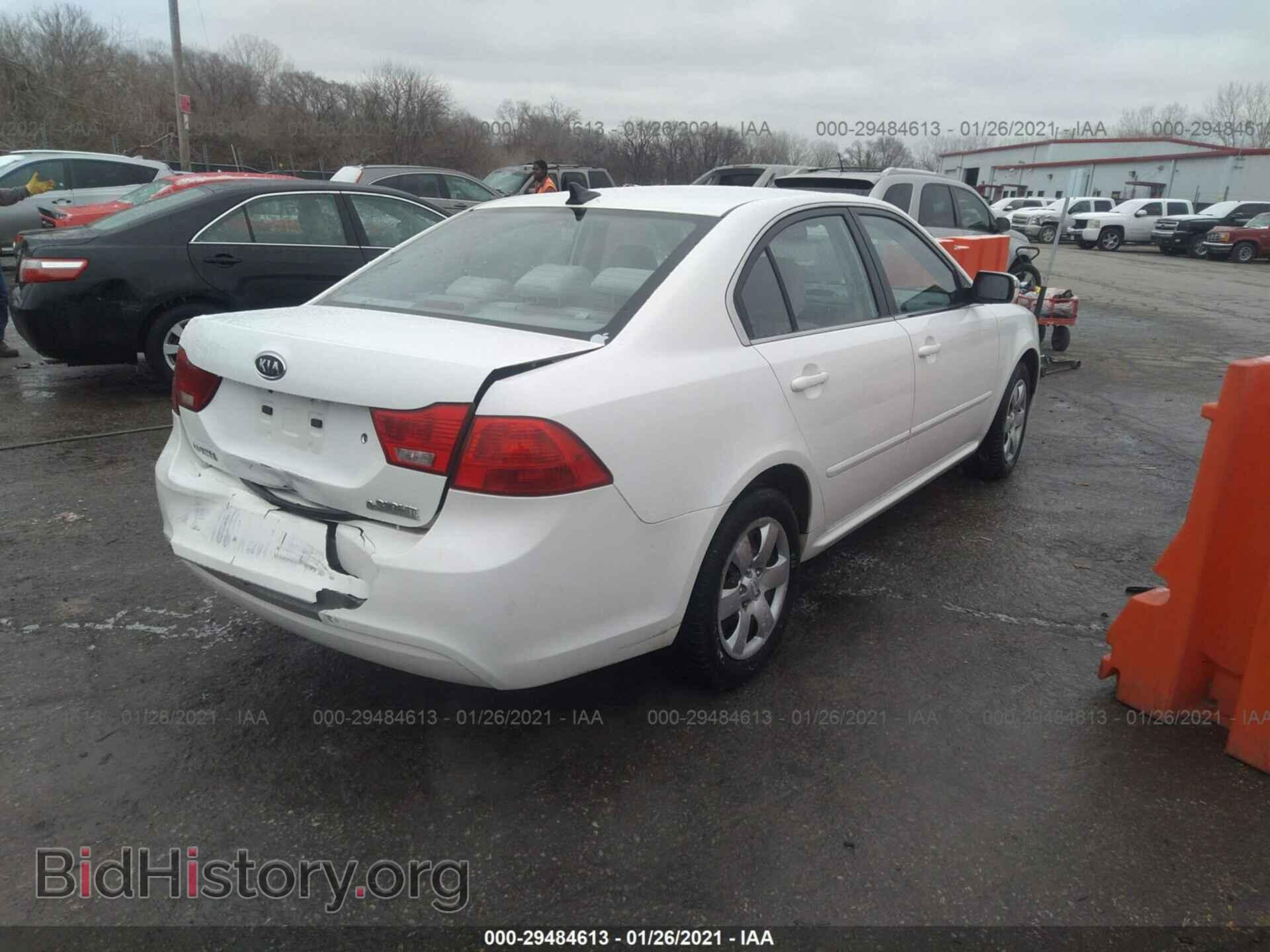 2010 KIA OPTIMA - VIN: KNAGG4A83A5387327 - Фото 4