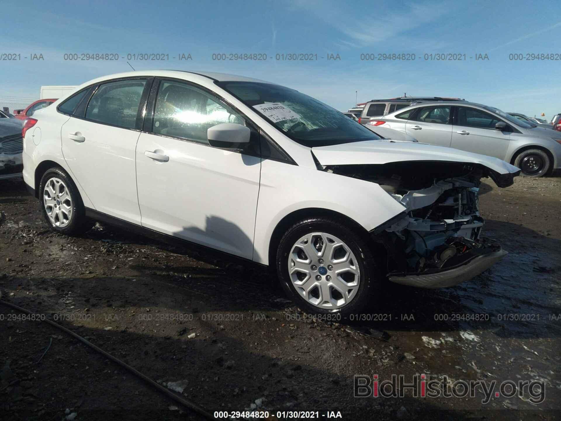 Фотография 1FAHP3F28CL213585 - FORD FOCUS 2012