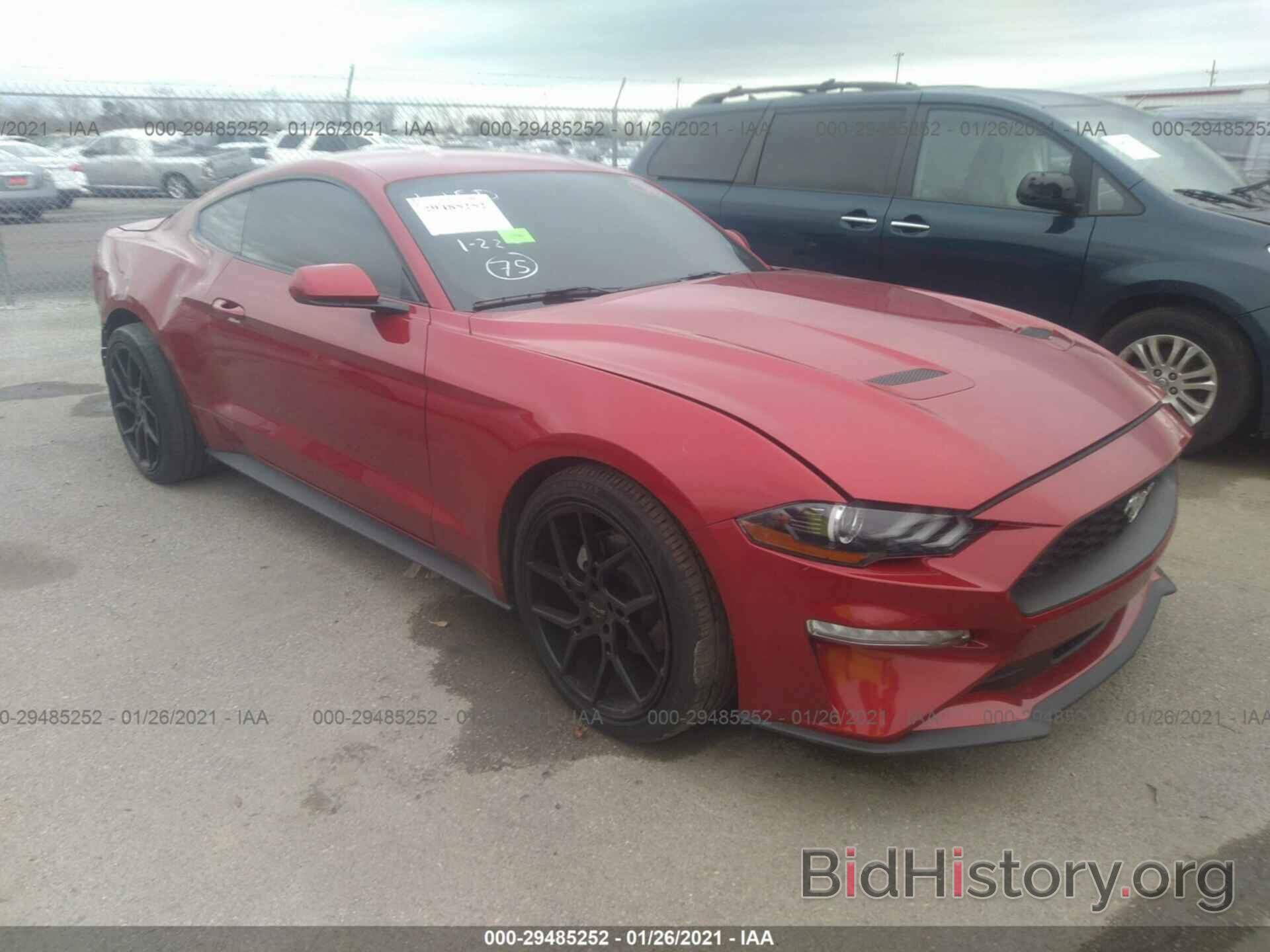 Photo 1FA6P8TH2L5102810 - FORD MUSTANG 2020