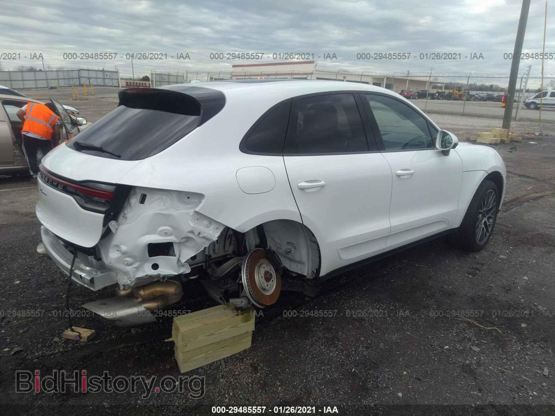 2020 PORSCHE MACAN - VIN: WP1AA2A53LLB03261 - Photo 4