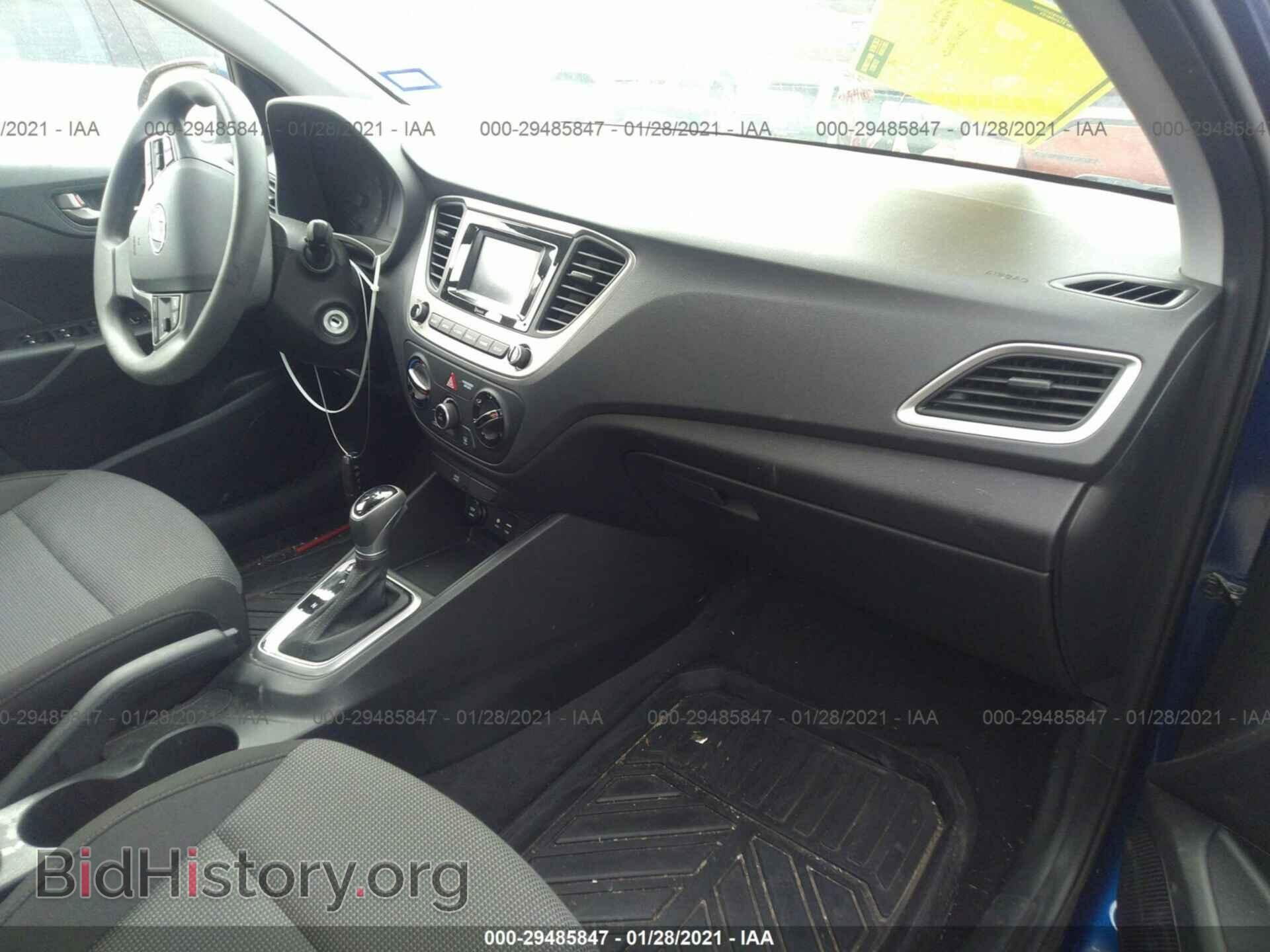 2019 HYUNDAI ACCENT - VIN: 3KPC24A34KE049977 - Фото 5
