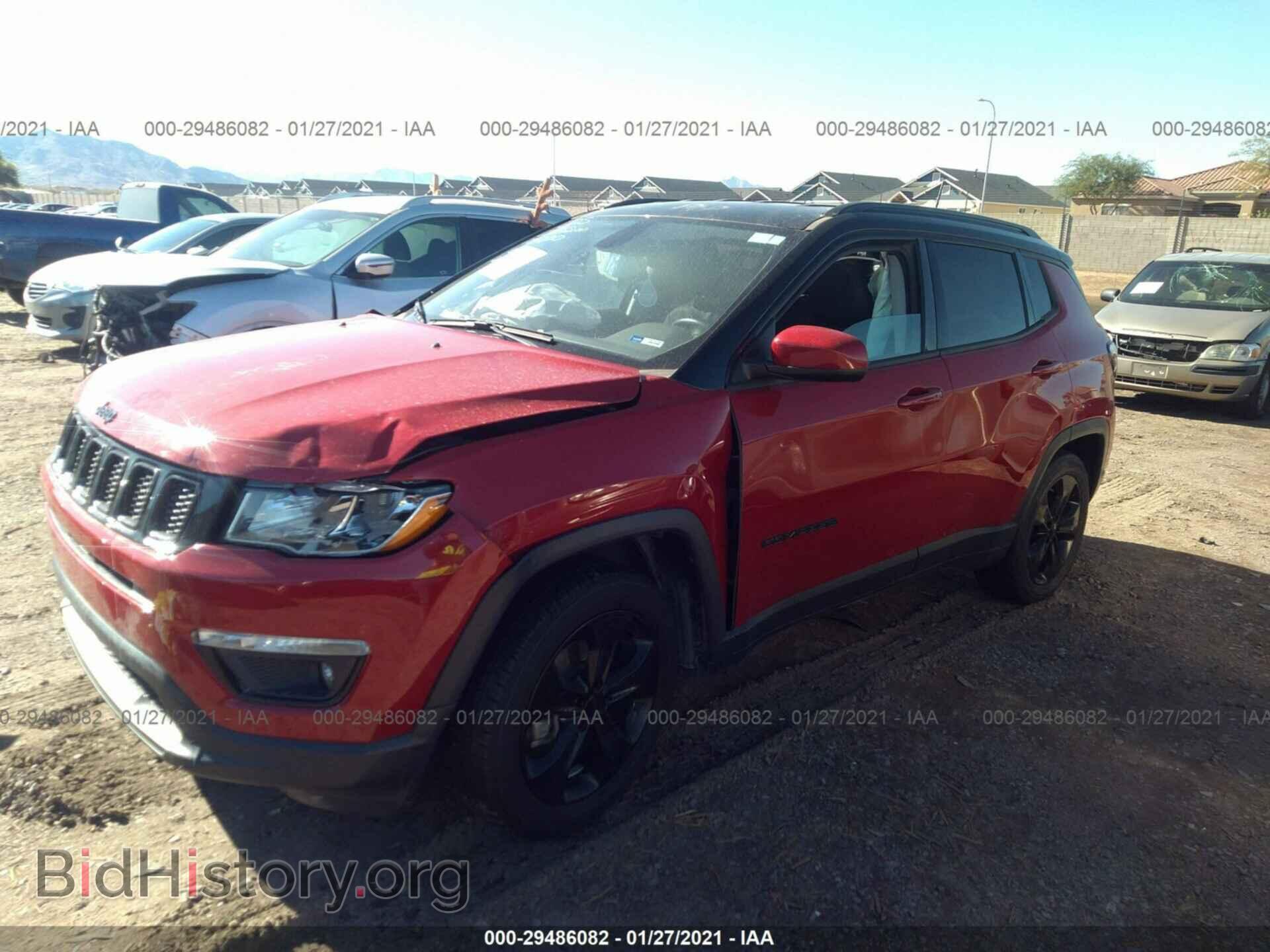 2018 JEEP COMPASS - VIN: 3C4NJCBB0JT407730 - Фото 2