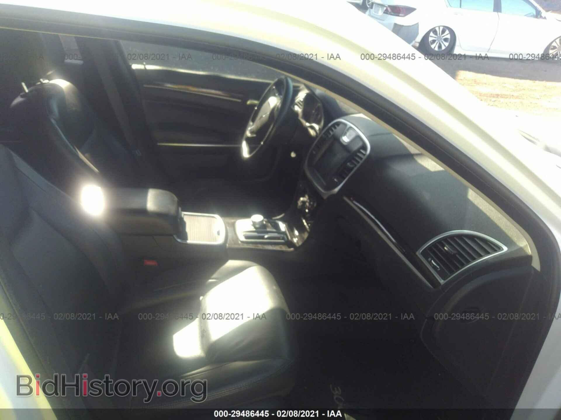 2015 CHRYSLER 300 - VIN: 2C3CCAAG1FH931072 - Фото 5