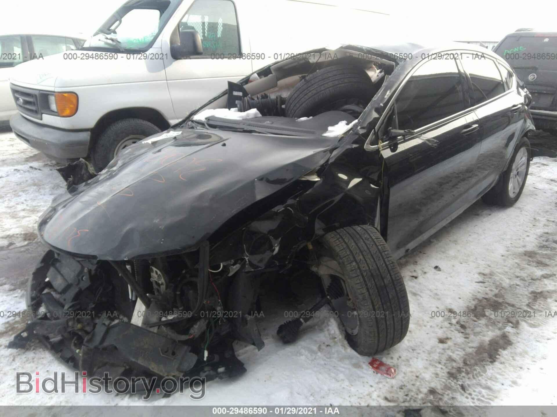 2015 CHRYSLER 200 - VIN: 1C3CCCAB1FN576833 - Photo 2