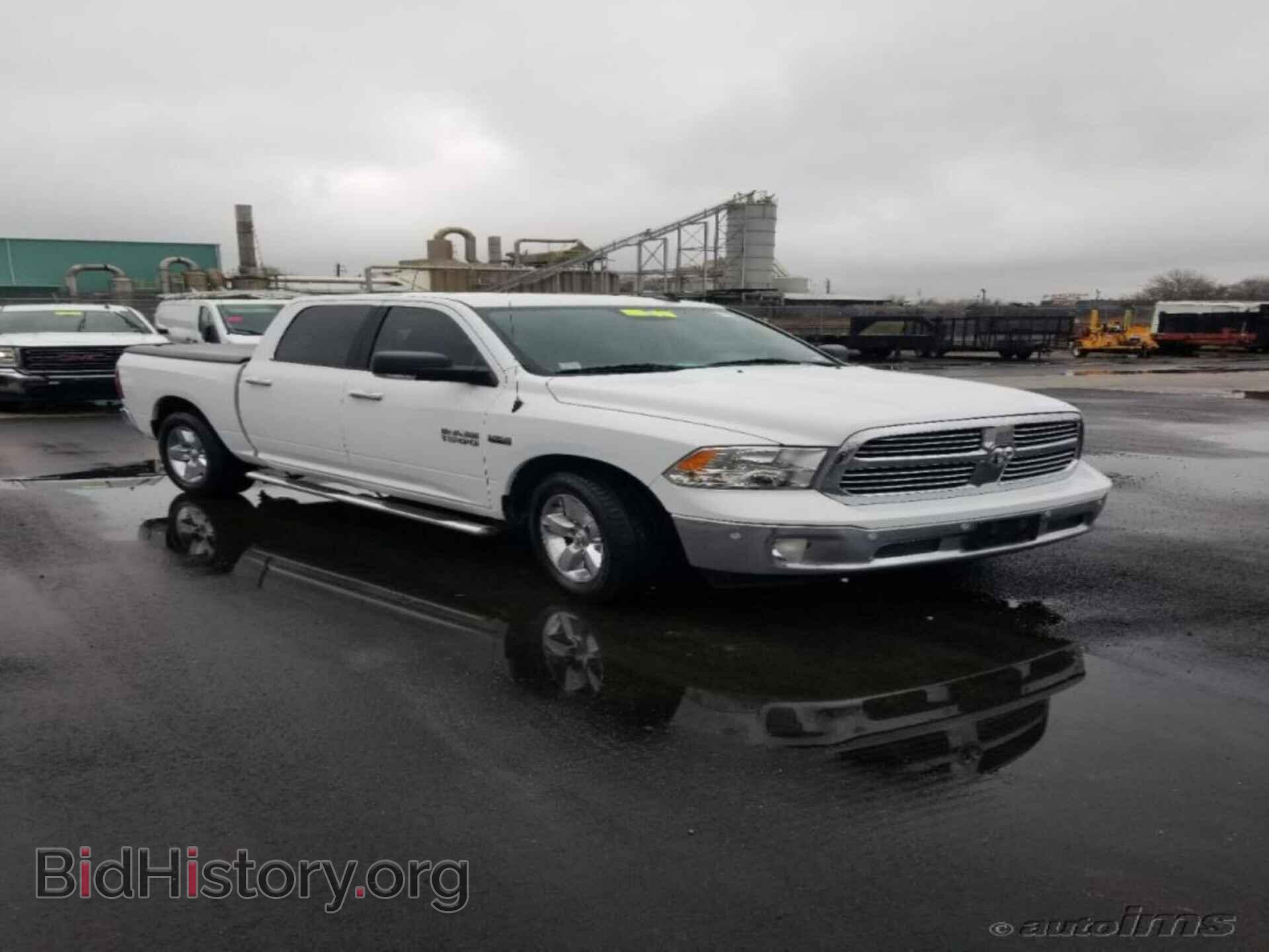 2017 RAM 1500 - VIN: 3C6RR6LT9HG768953 - Фото 2