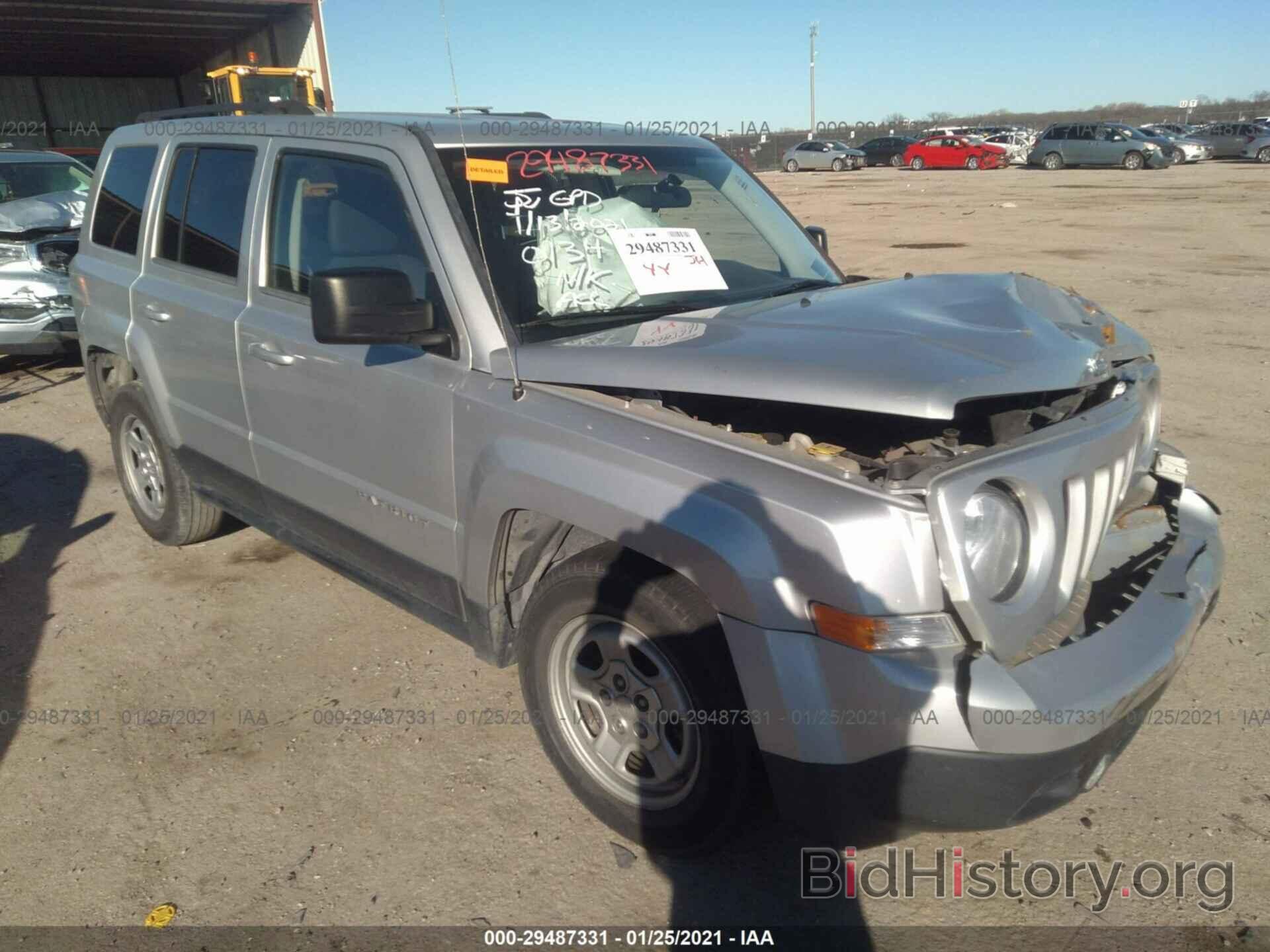 Photo 1C4NJPBA5CD520824 - JEEP PATRIOT 2012