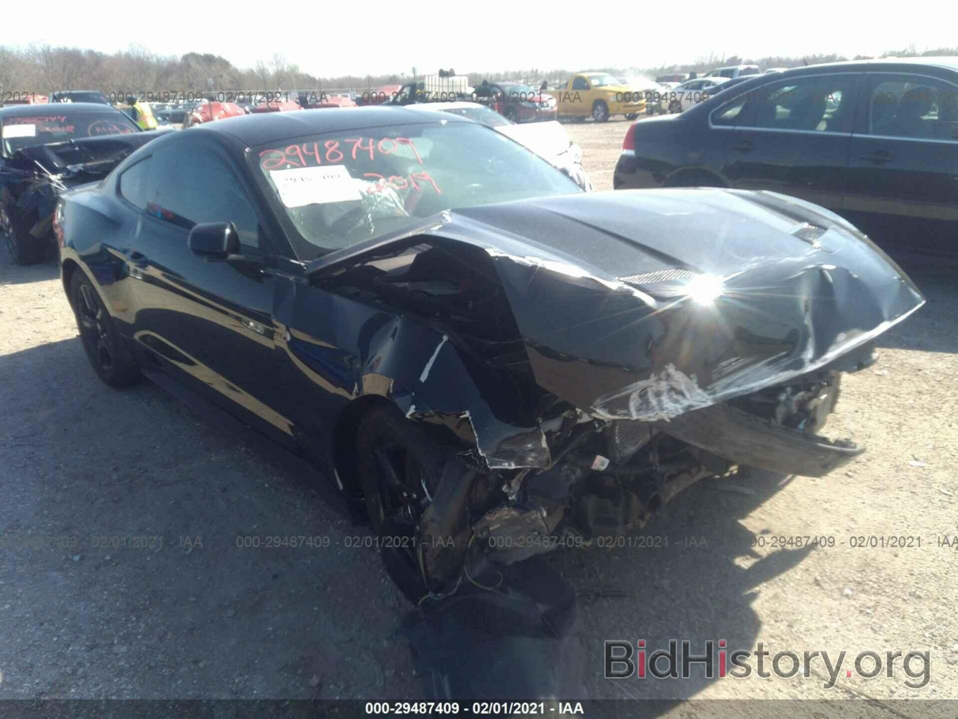 Photo 1FA6P8TH2K5157112 - FORD MUSTANG 2019