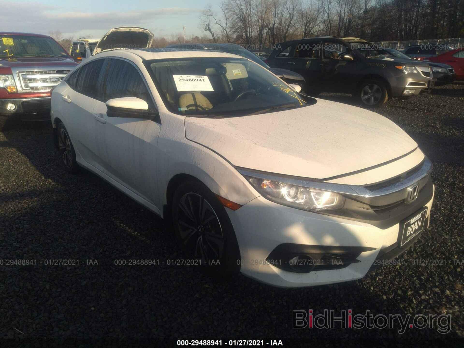 Photo JHMFC1F72JX026358 - HONDA CIVIC SEDAN 2018