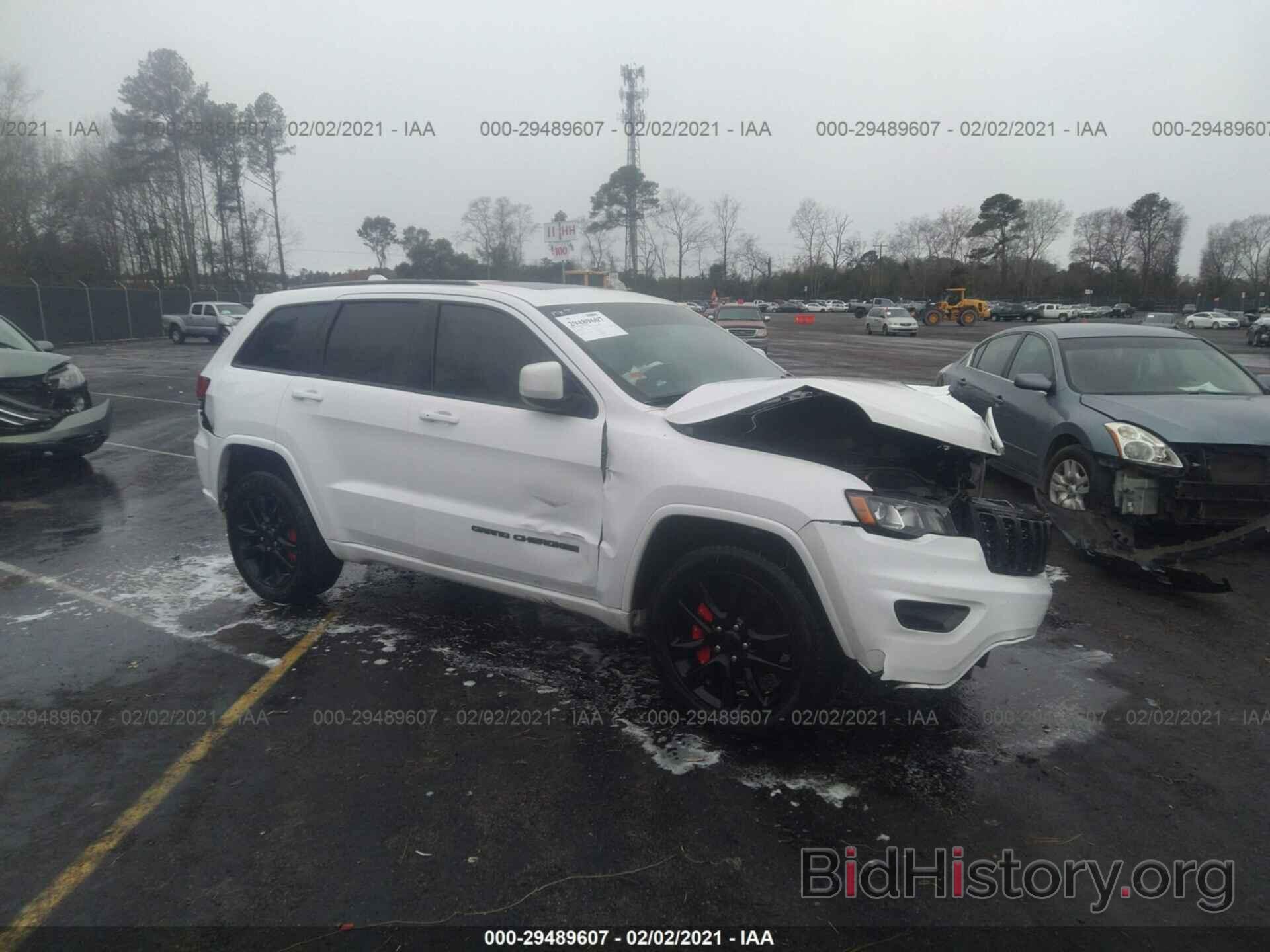 Photo 1C4RJEAG6JC489159 - JEEP GRAND CHEROKEE 2018