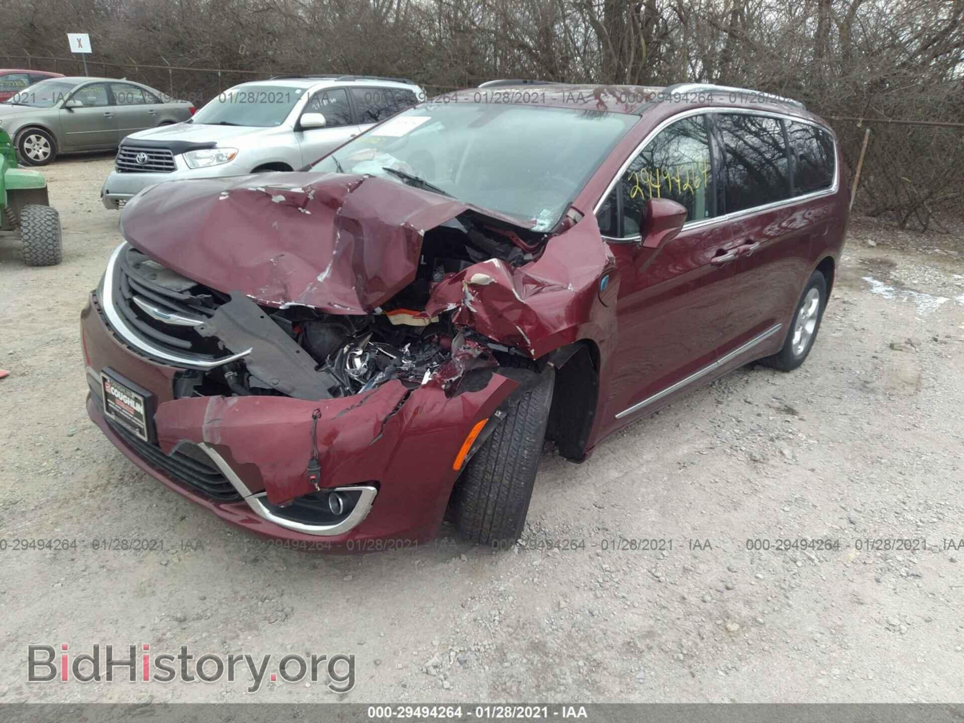2018 CHRYSLER PACIFICA - VIN: 2C4RC1L75JR100194 - Фото 2