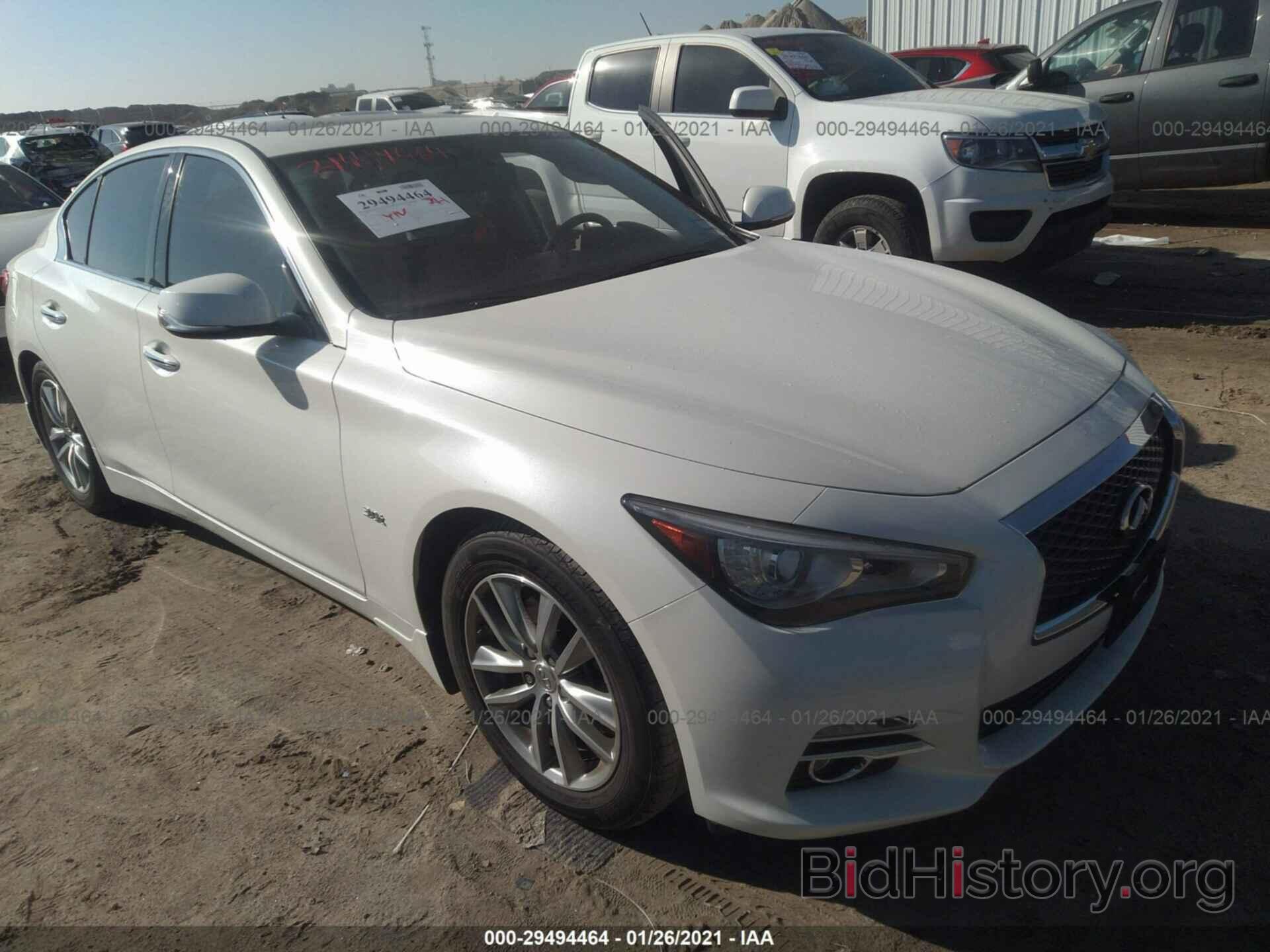 Photo JN1EV7AP3HM742749 - INFINITI Q50 2017