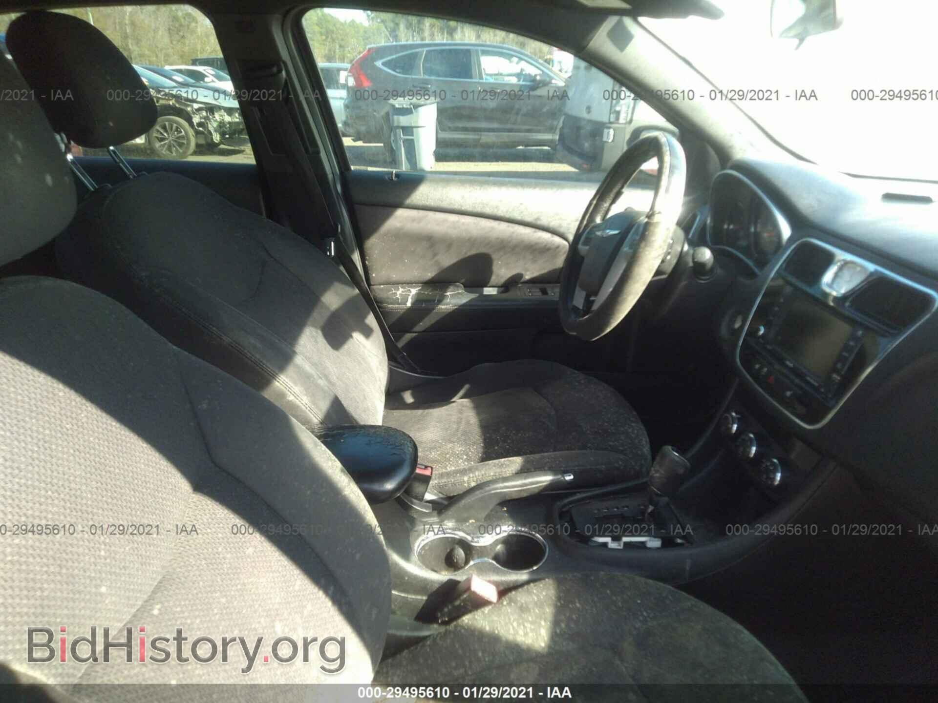 2012 CHRYSLER 200 - VIN: 1C3CCBBB2CN278392 - Фото 5
