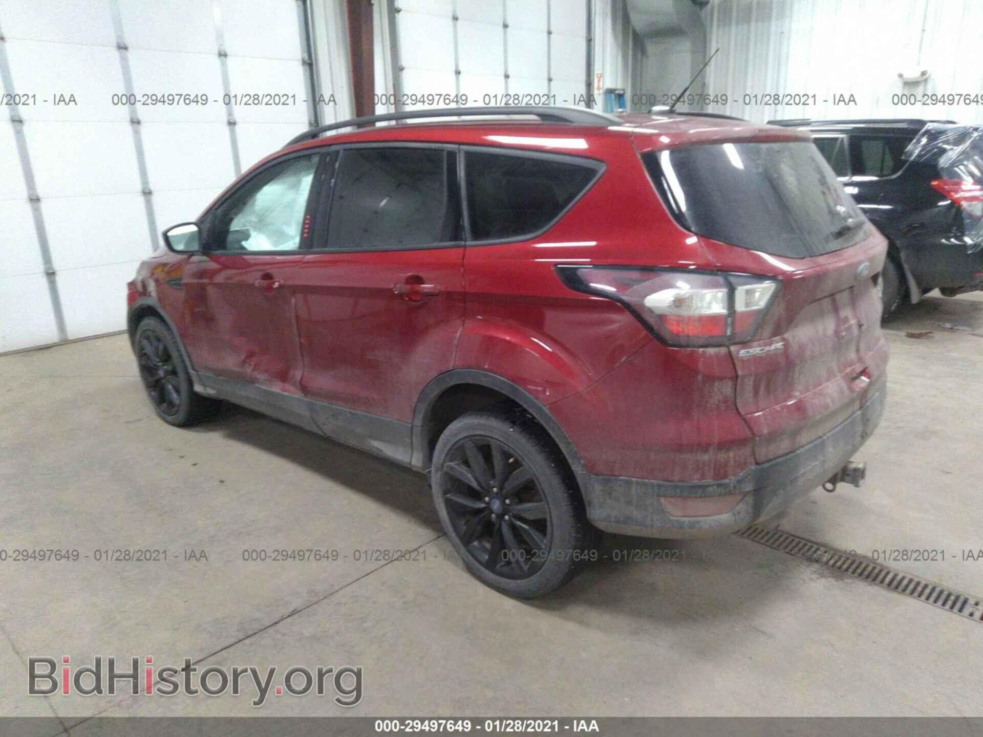 2017 FORD ESCAPE - VIN: 1FMCU9G96HUE73606 - Фото 3