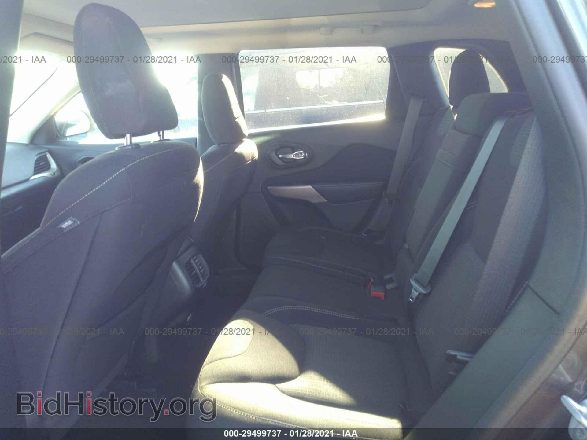2017 JEEP CHEROKEE - VIN: 1C4PJLCB7HW662404 - Фото 8
