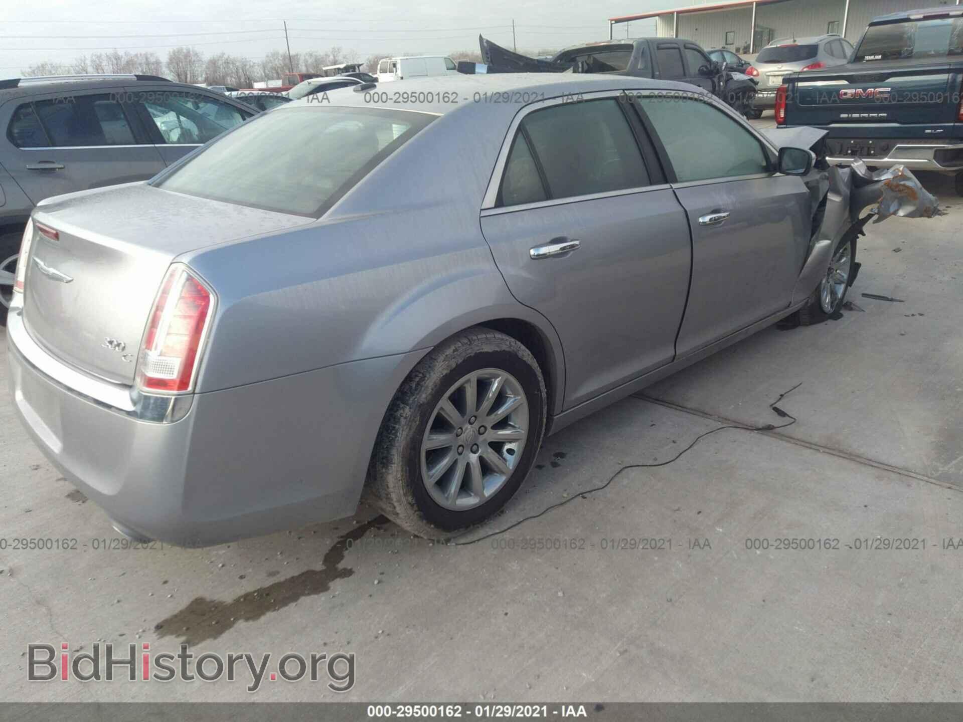 2014 CHRYSLER 300 - VIN: 2C3CCAEG2EH235457 - Фото 4