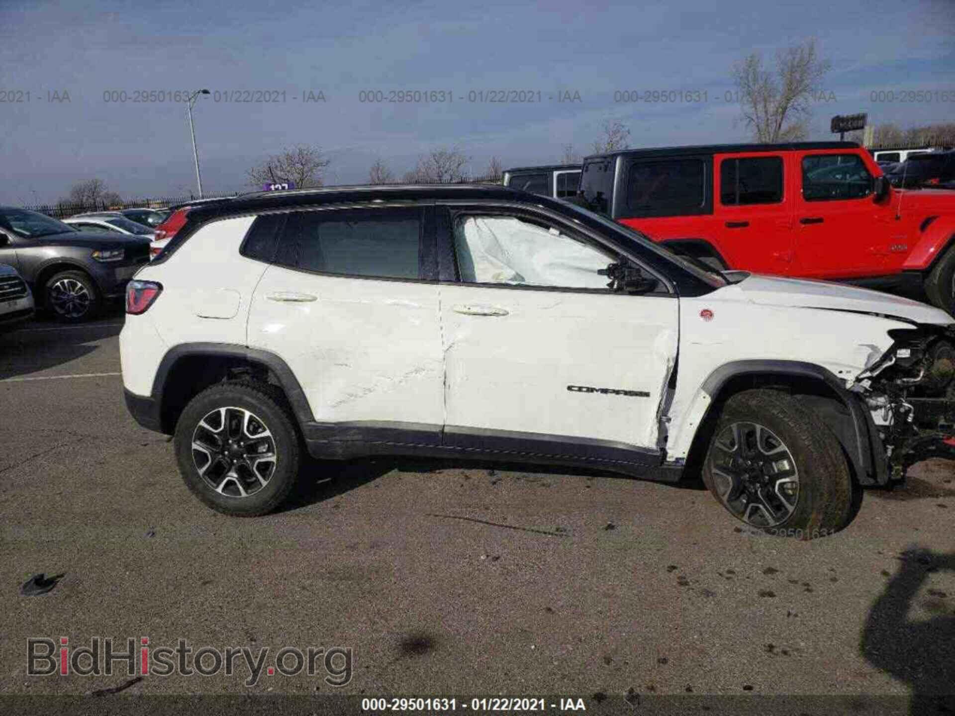 2020 JEEP COMPASS - VIN: 3C4NJDDB9LT202803 - Фото 2