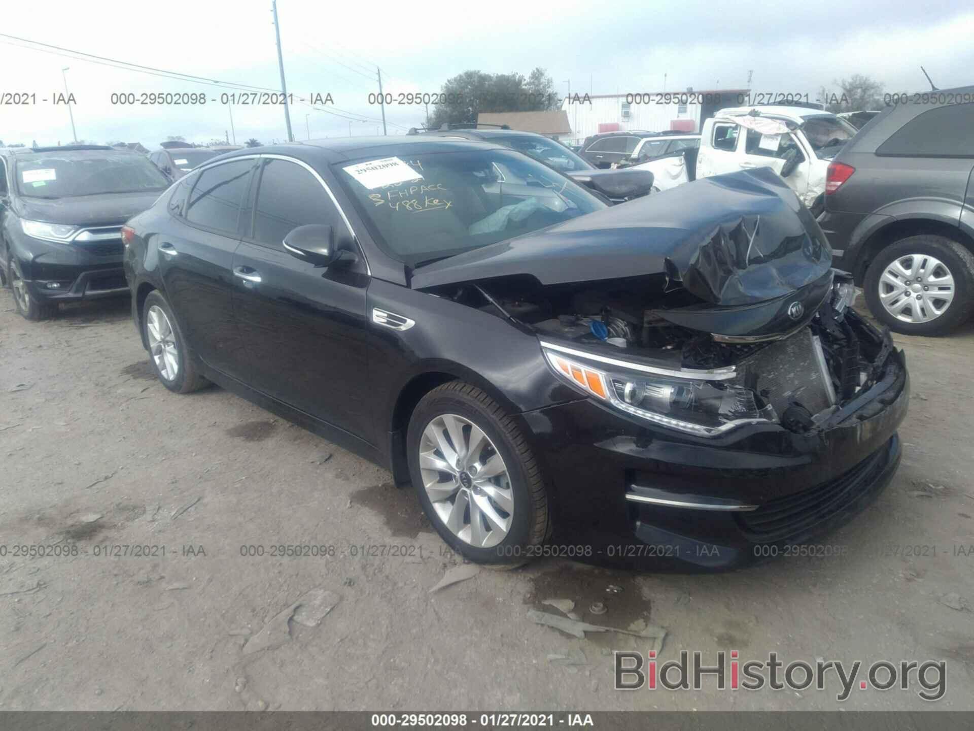 Photo 5XXGU4L32JG181764 - KIA OPTIMA 2018