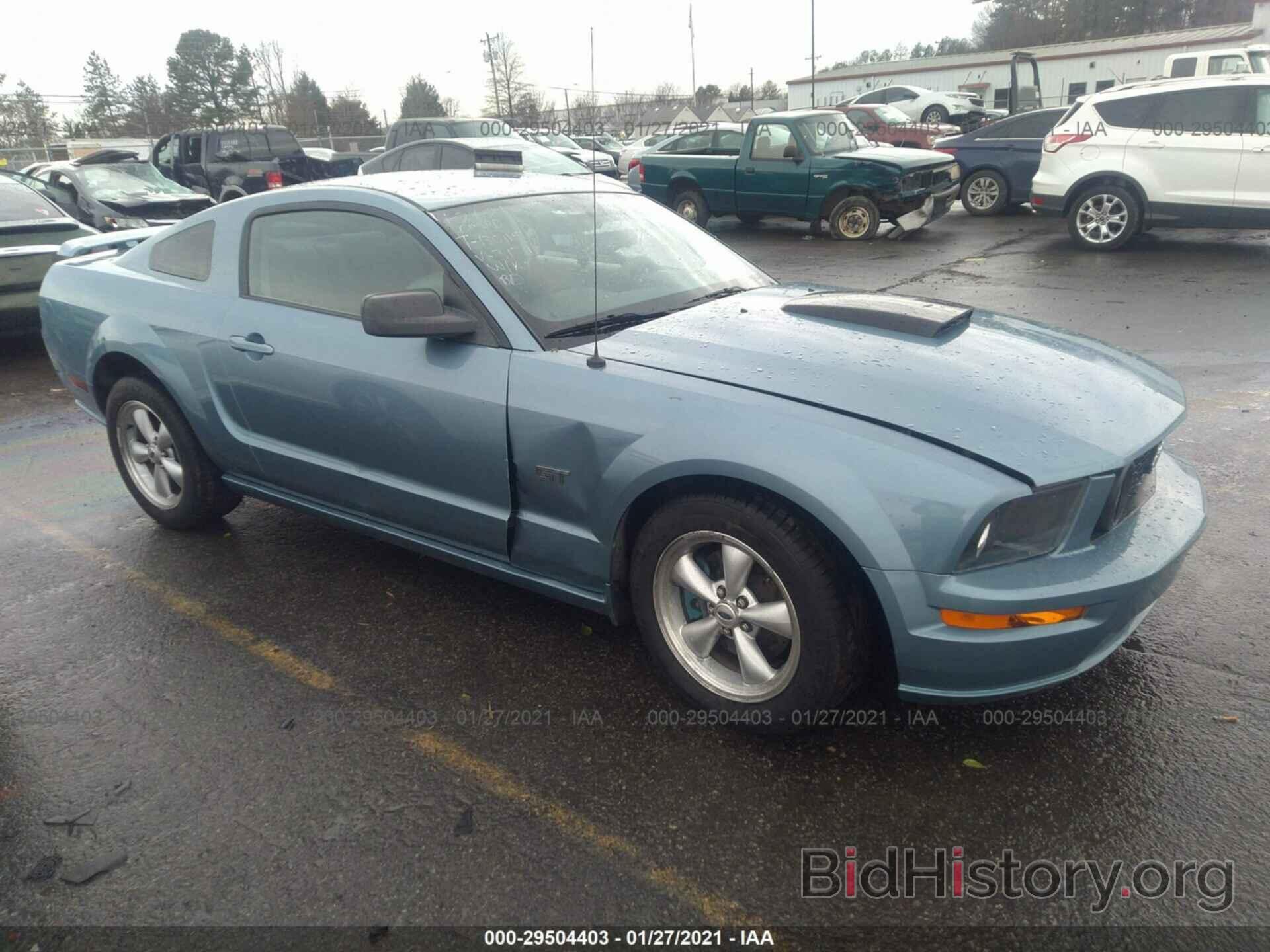 Photo 1ZVHT82H775203179 - FORD MUSTANG 2007