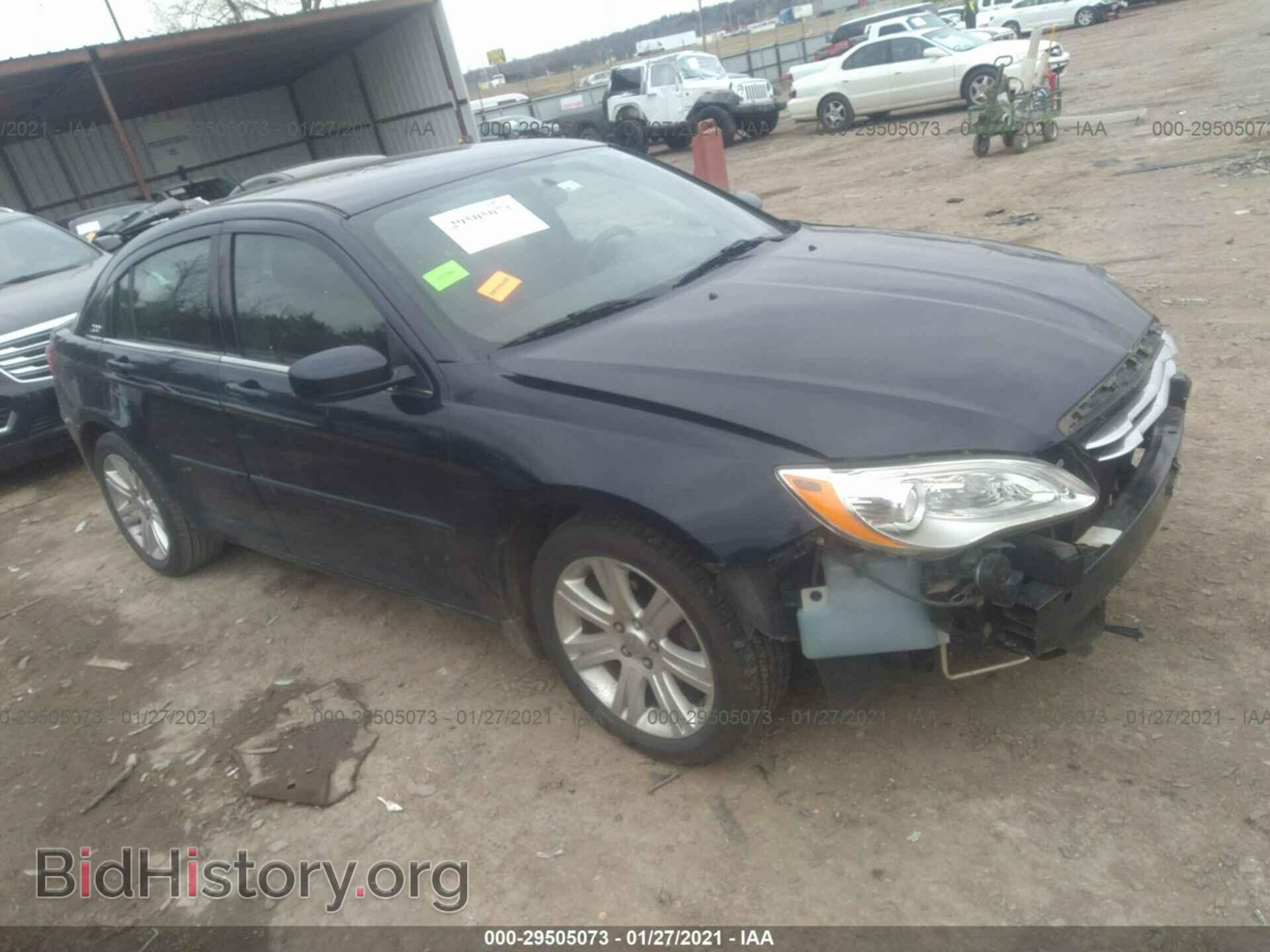 Фотография 1C3CCBBB0DN732334 - CHRYSLER 200 2013
