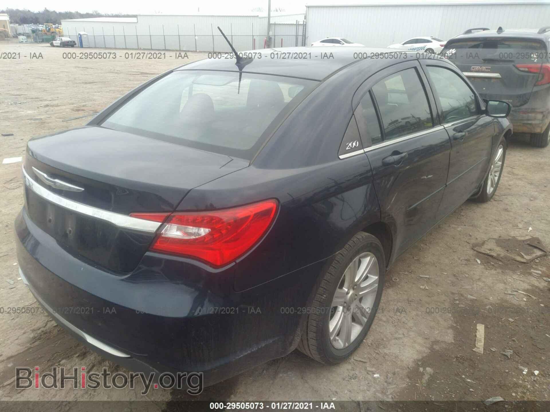 2013 CHRYSLER 200 - VIN: 1C3CCBBB0DN732334 - Фото 4