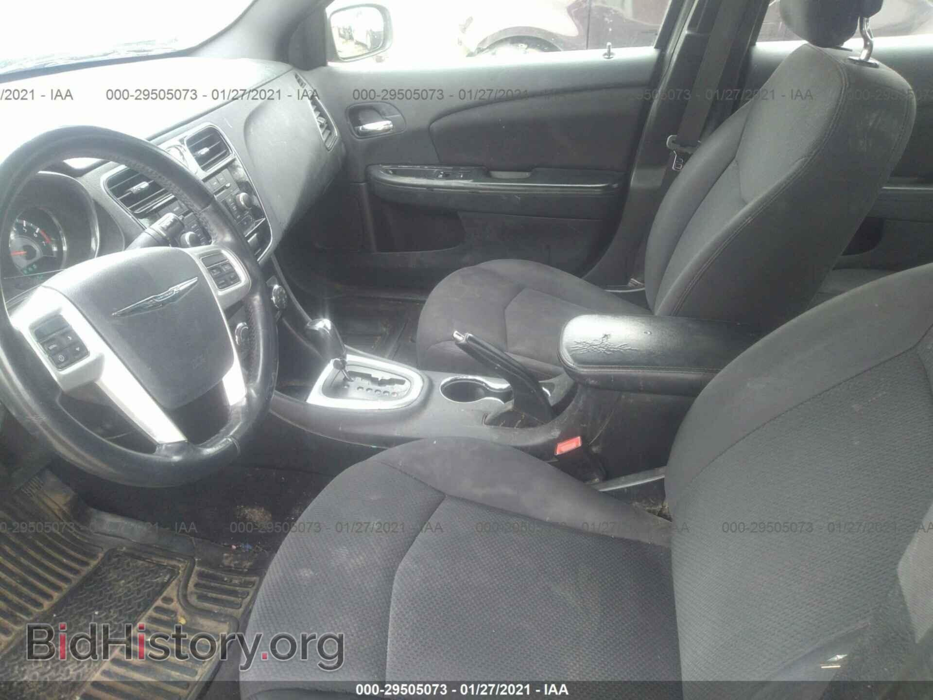 2013 CHRYSLER 200 - VIN: 1C3CCBBB0DN732334 - Фото 5