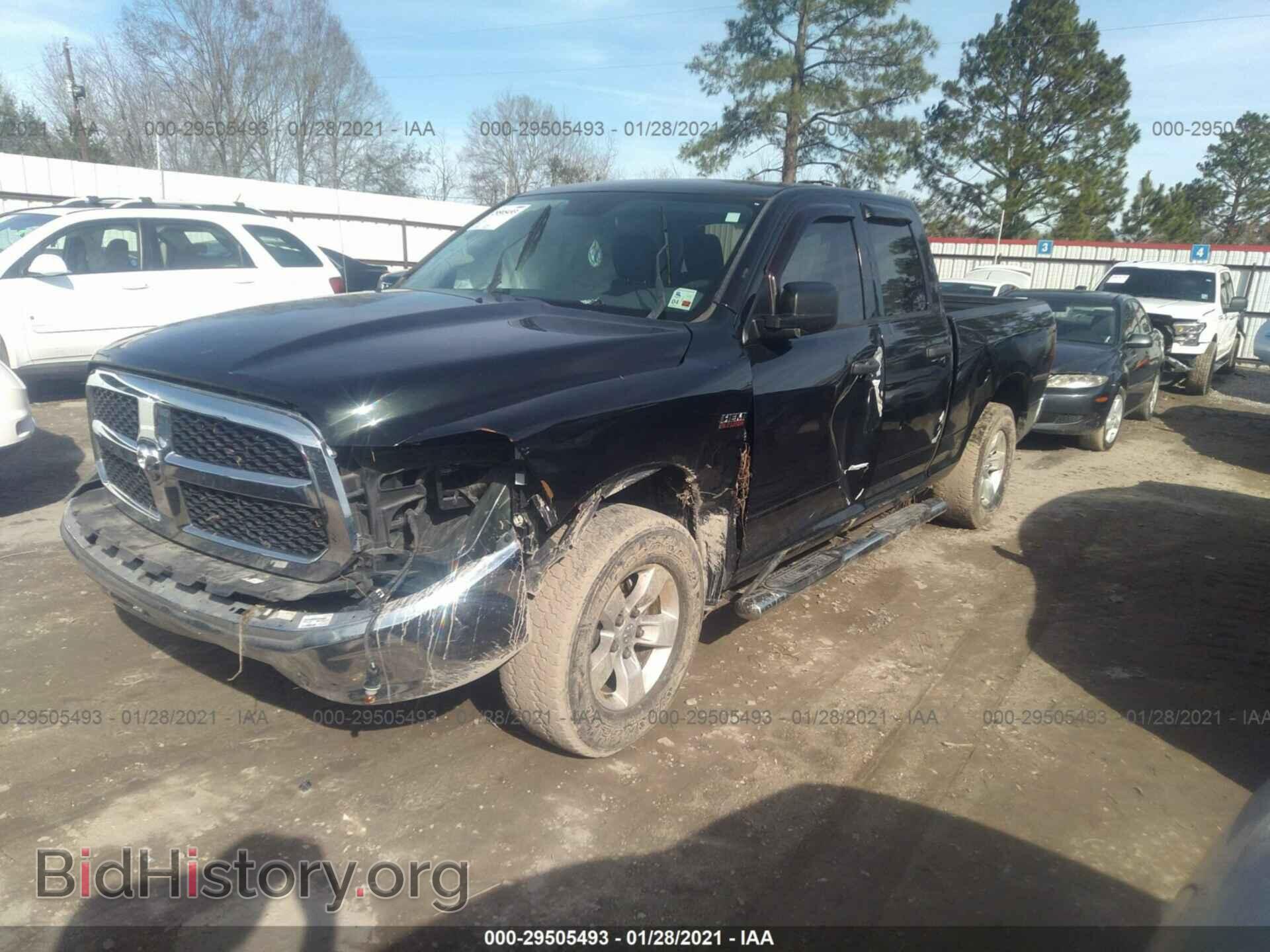 2017 RAM 1500 - VIN: 1C6RR6FT3HS723592 - Photo 2