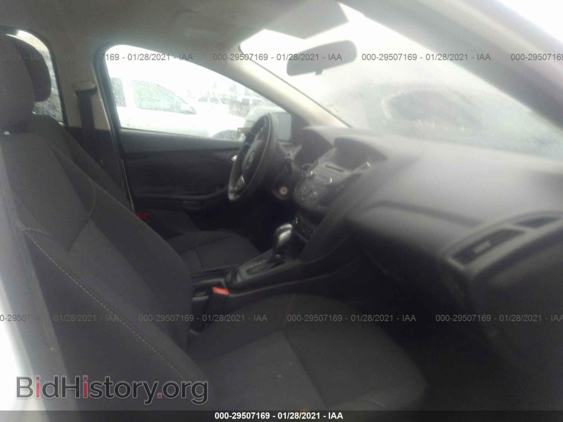 2016 FORD FOCUS - VIN: 1FADP3F21GL269078 - Photo 5