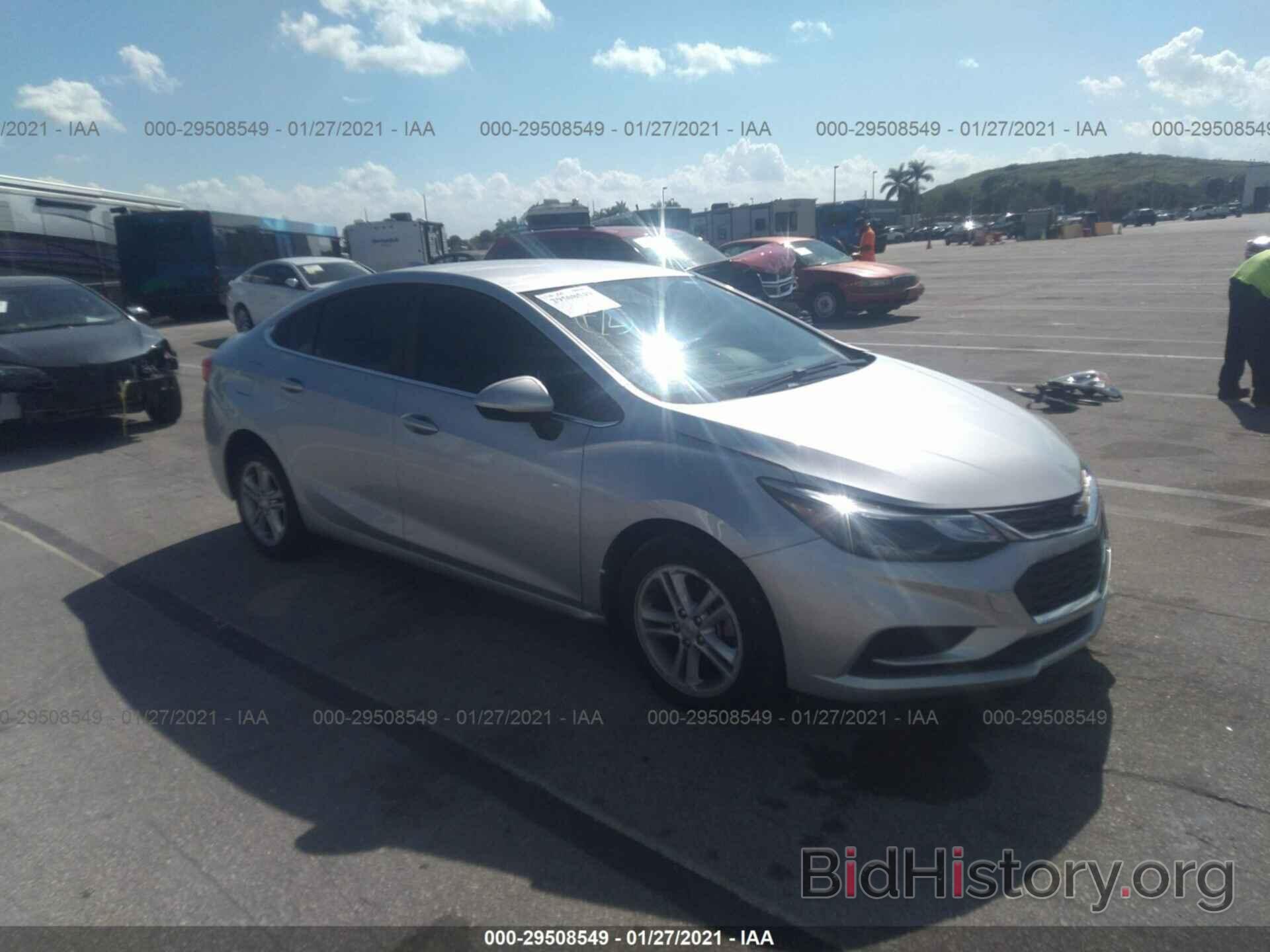 Photo 1G1BE5SM7J7186693 - CHEVROLET CRUZE 2018