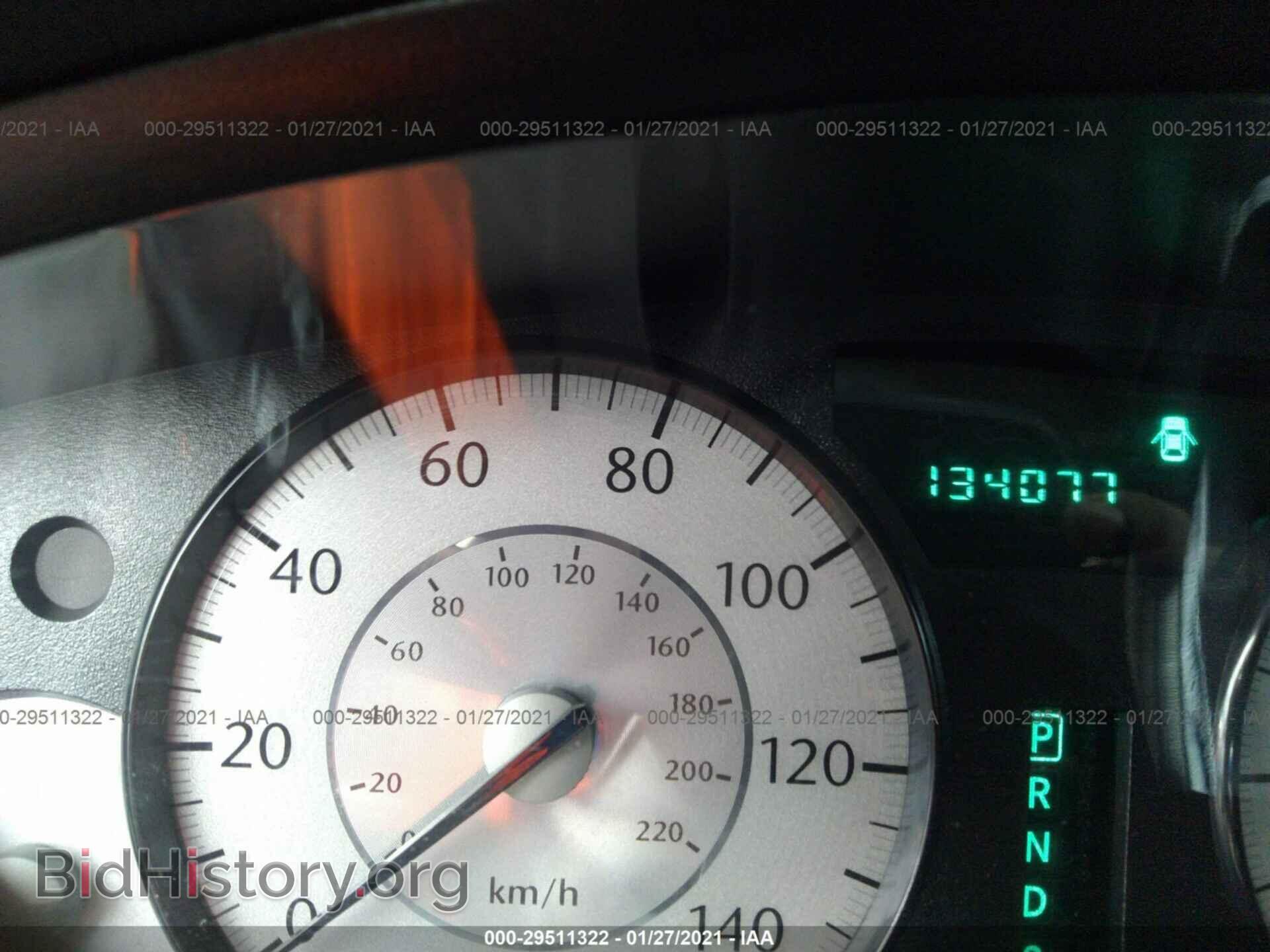2010 CHRYSLER 300 - VIN: 2C3CA4CD2AH105270 - Фото 7
