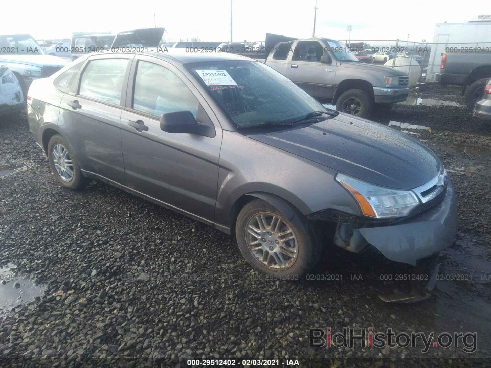 Photo 1FAHP3FN9BW181883 - FORD FOCUS 2011