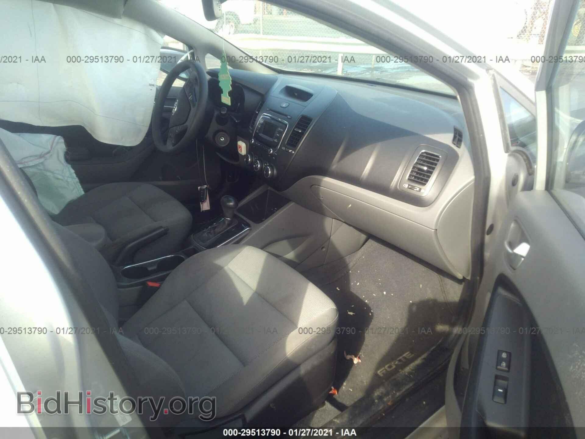 2017 KIA FORTE - VIN: 3KPFK4A78HE105802 - Фото 5
