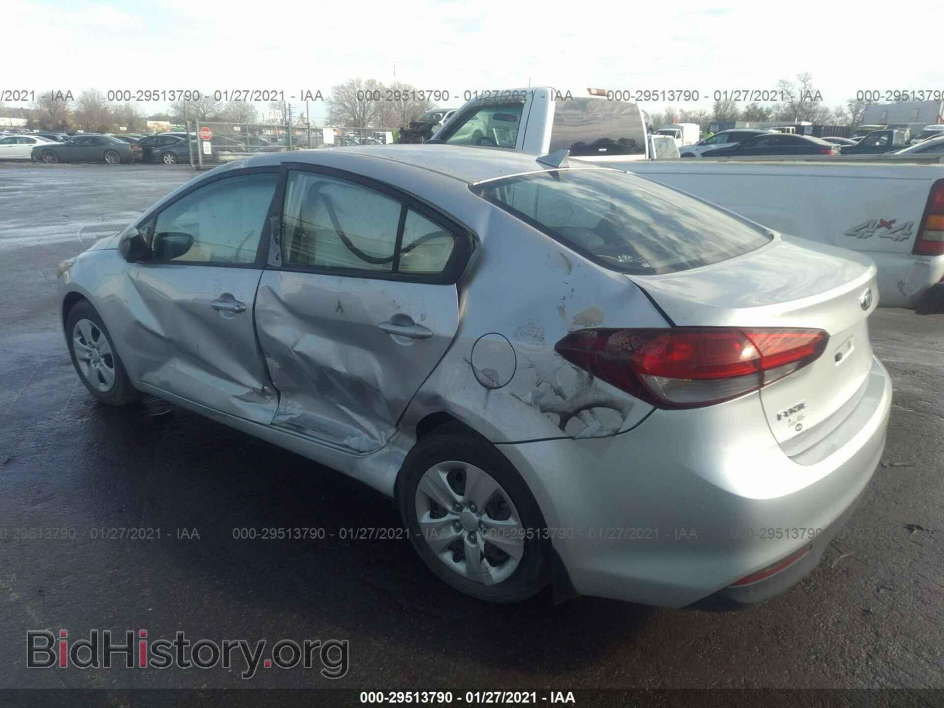 2017 KIA FORTE - VIN: 3KPFK4A78HE105802 - Фото 6