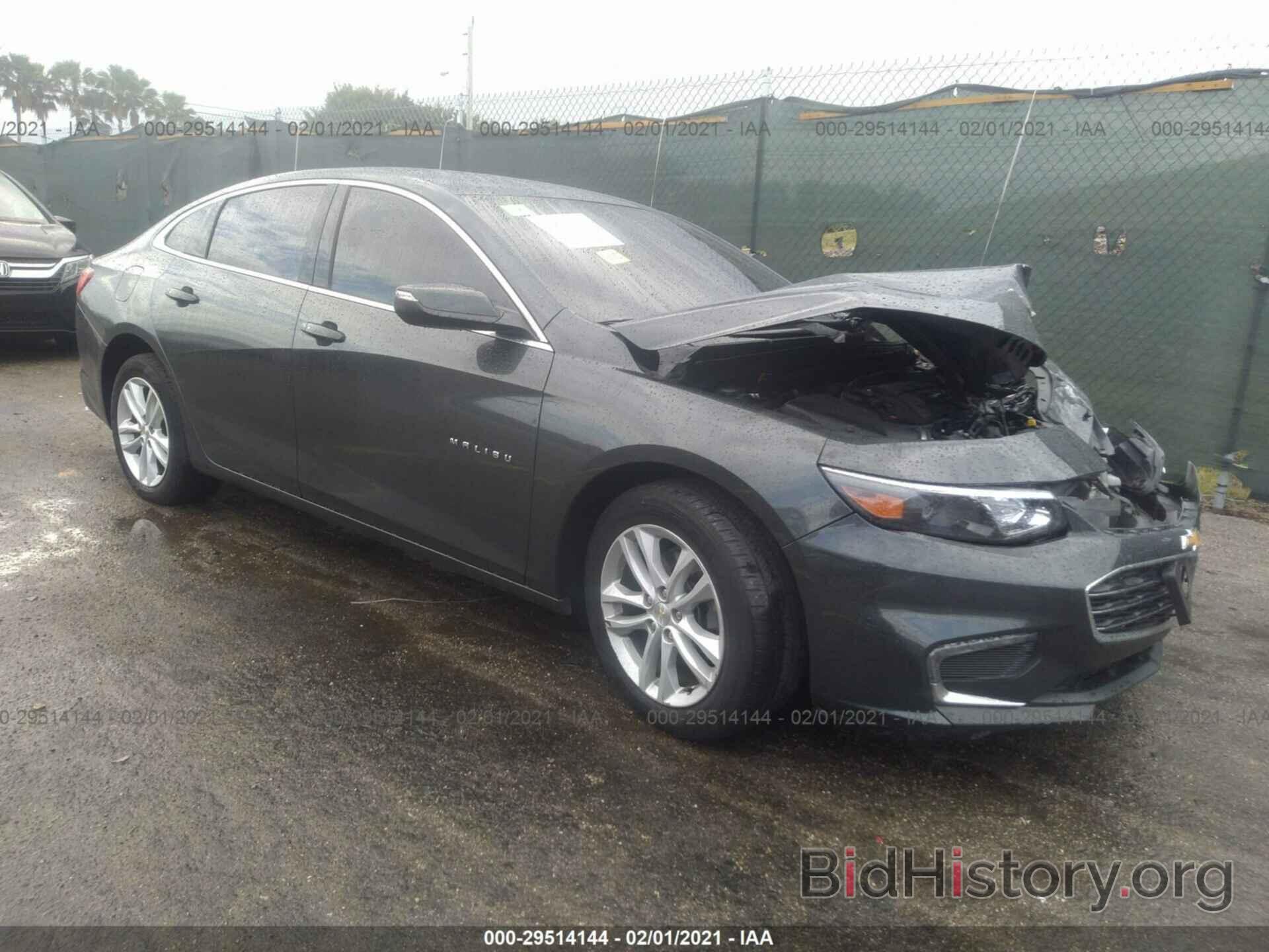 Photo 1G1ZD5STXJF257657 - CHEVROLET MALIBU 2018