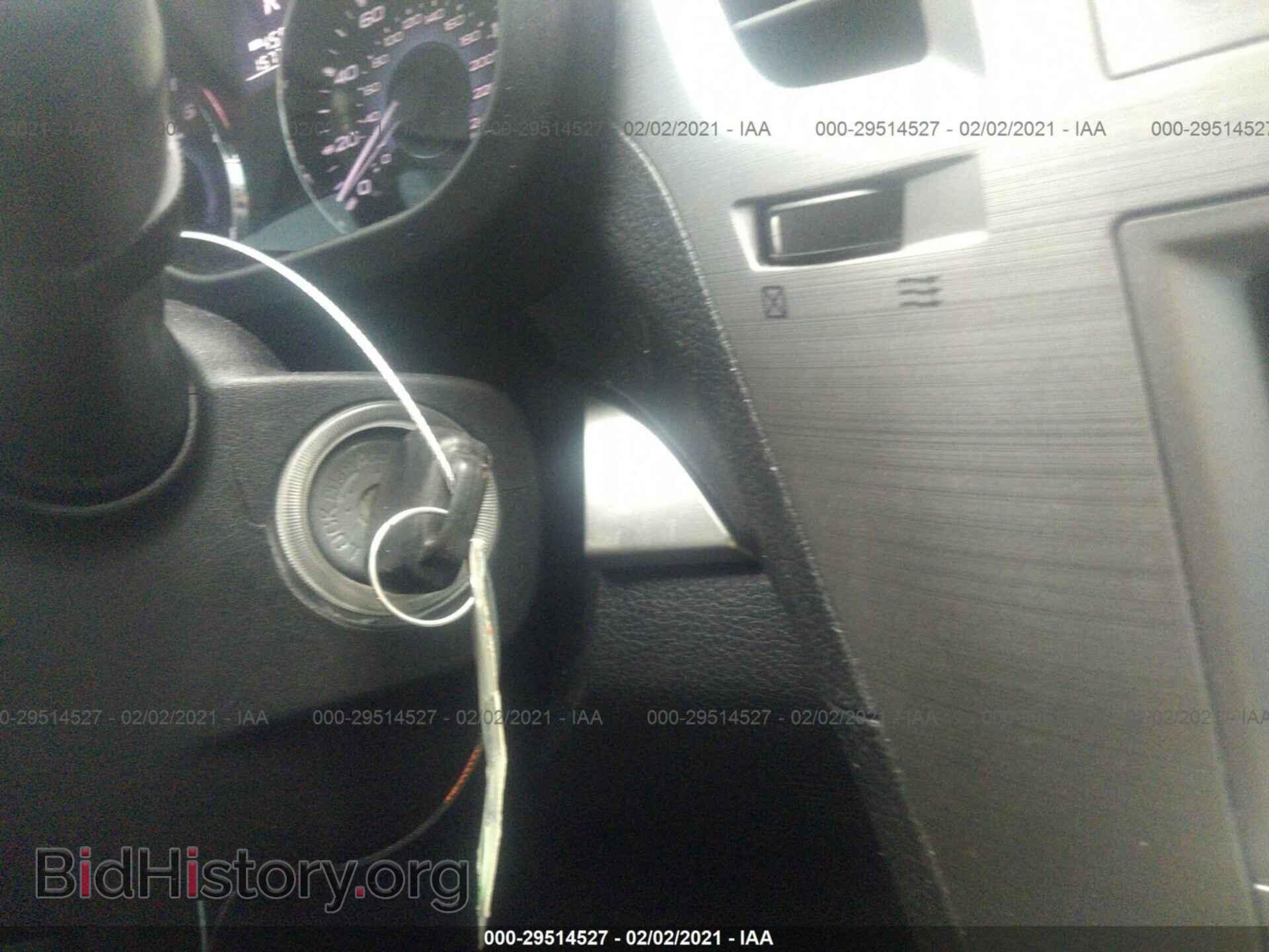 2011 SUBARU LEGACY - VIN: 4S3BMBA69B3231900 - Фото 11