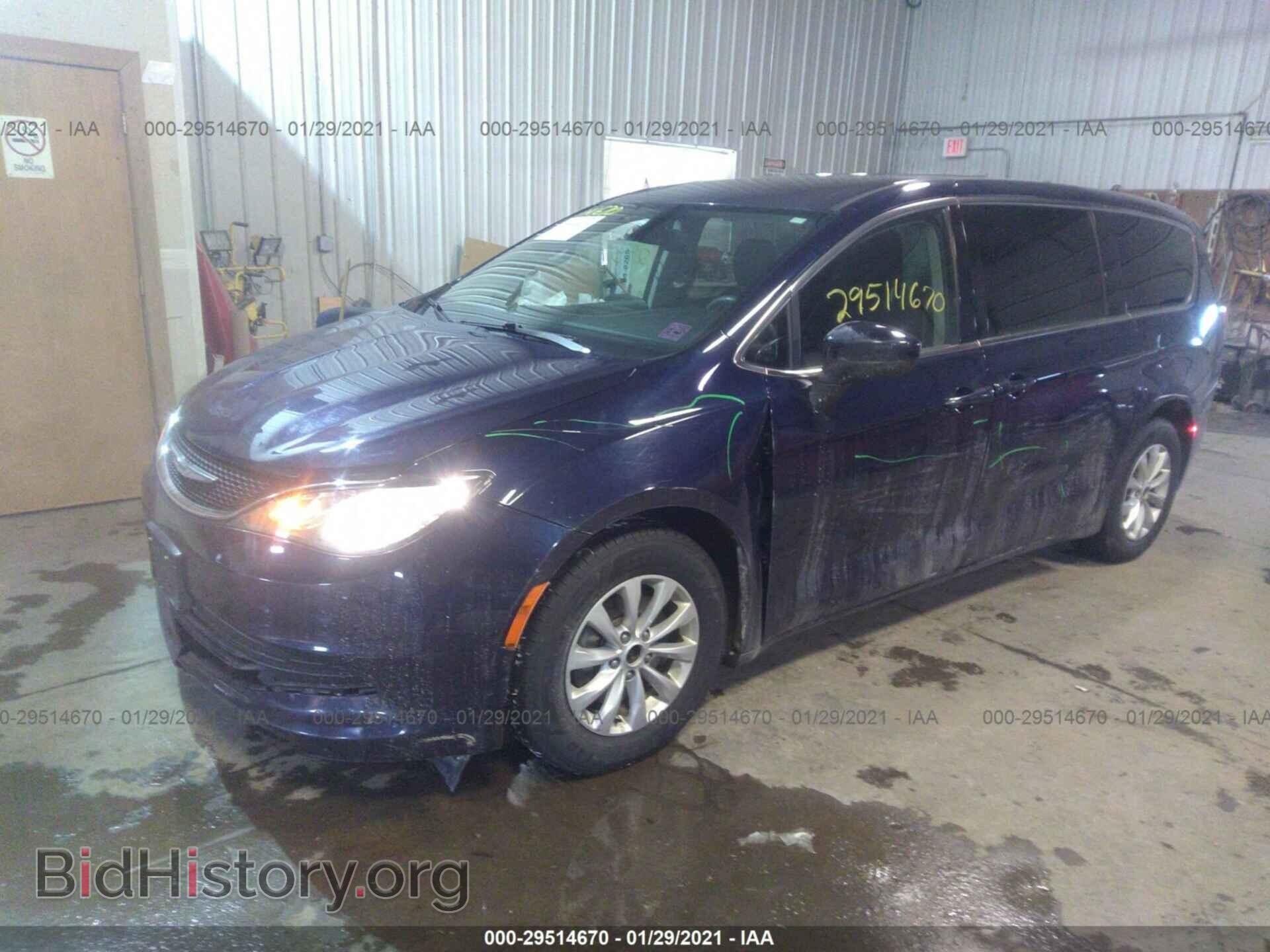 2017 CHRYSLER PACIFICA - VIN: 2C4RC1DG1HR668144 - Photo 2